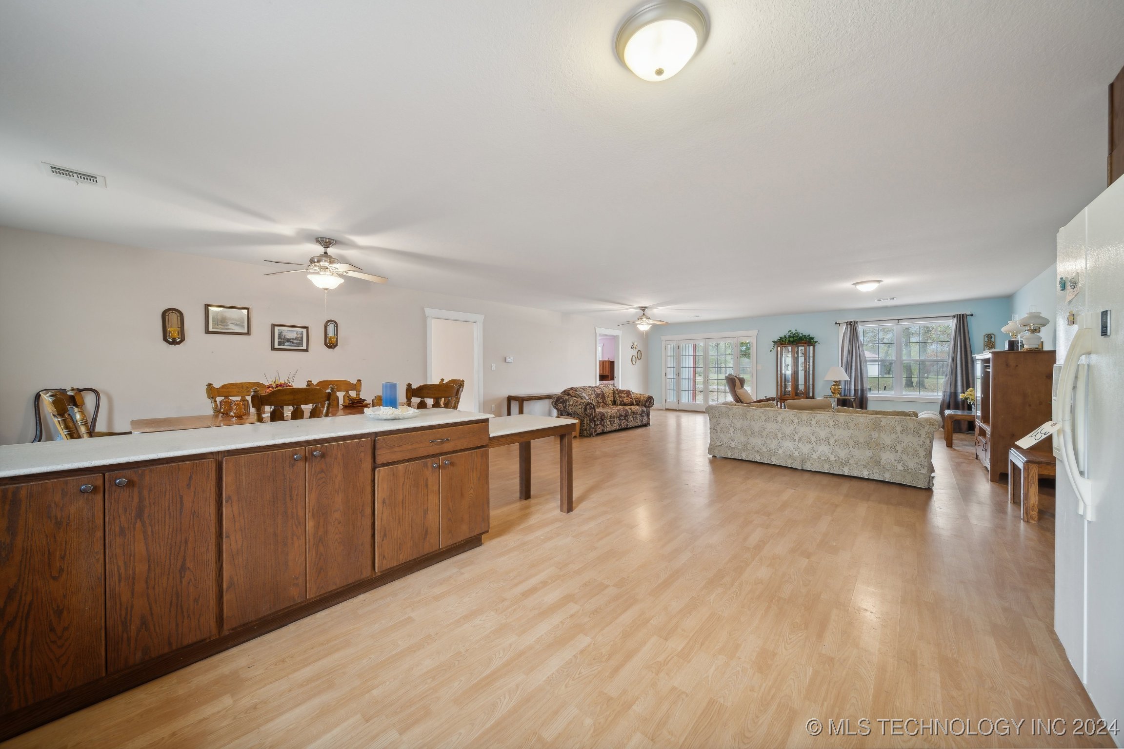 23 Lakewood Drive Property Photo 13