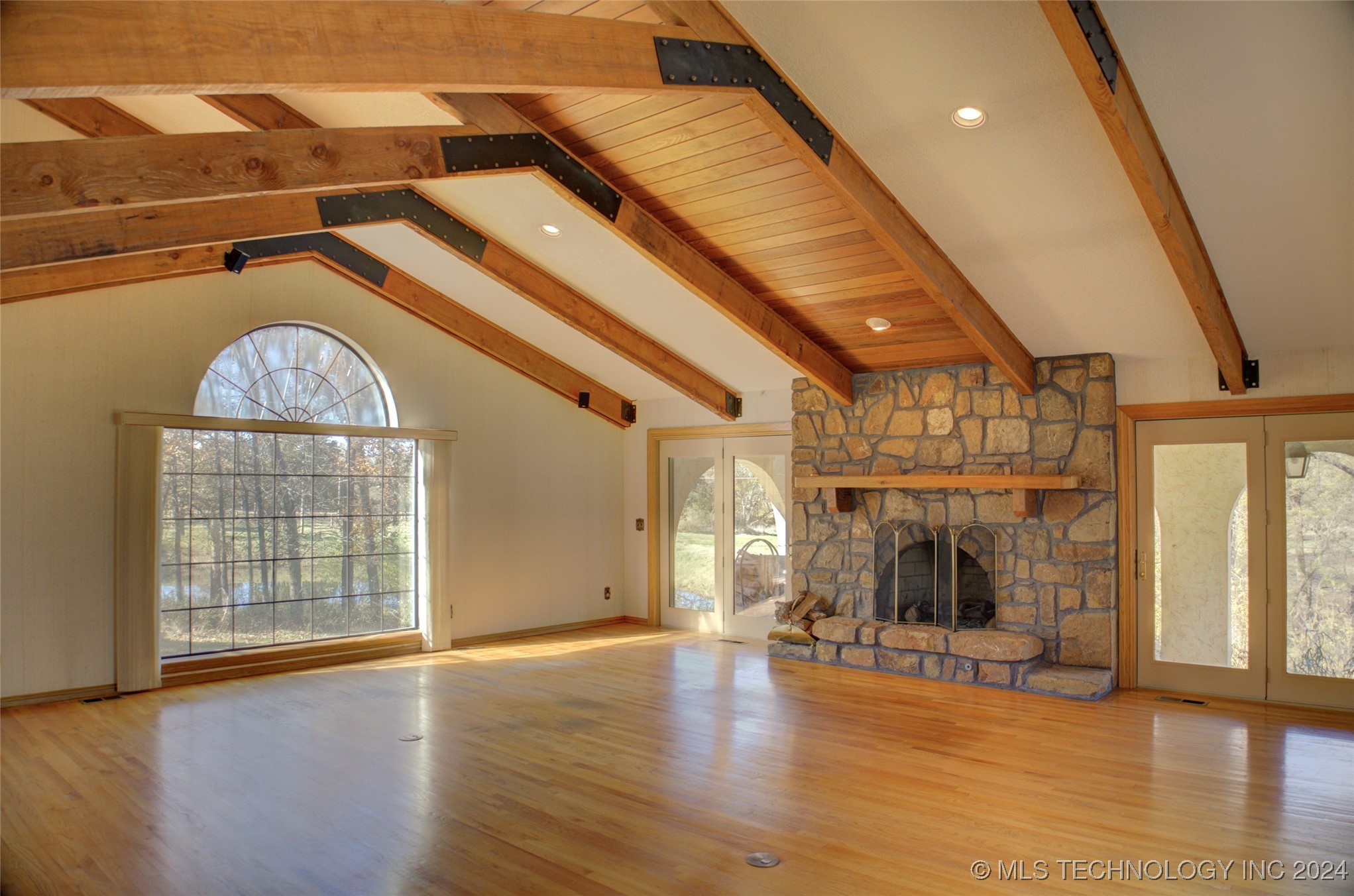 17808 S 129th East Avenue Property Photo 7
