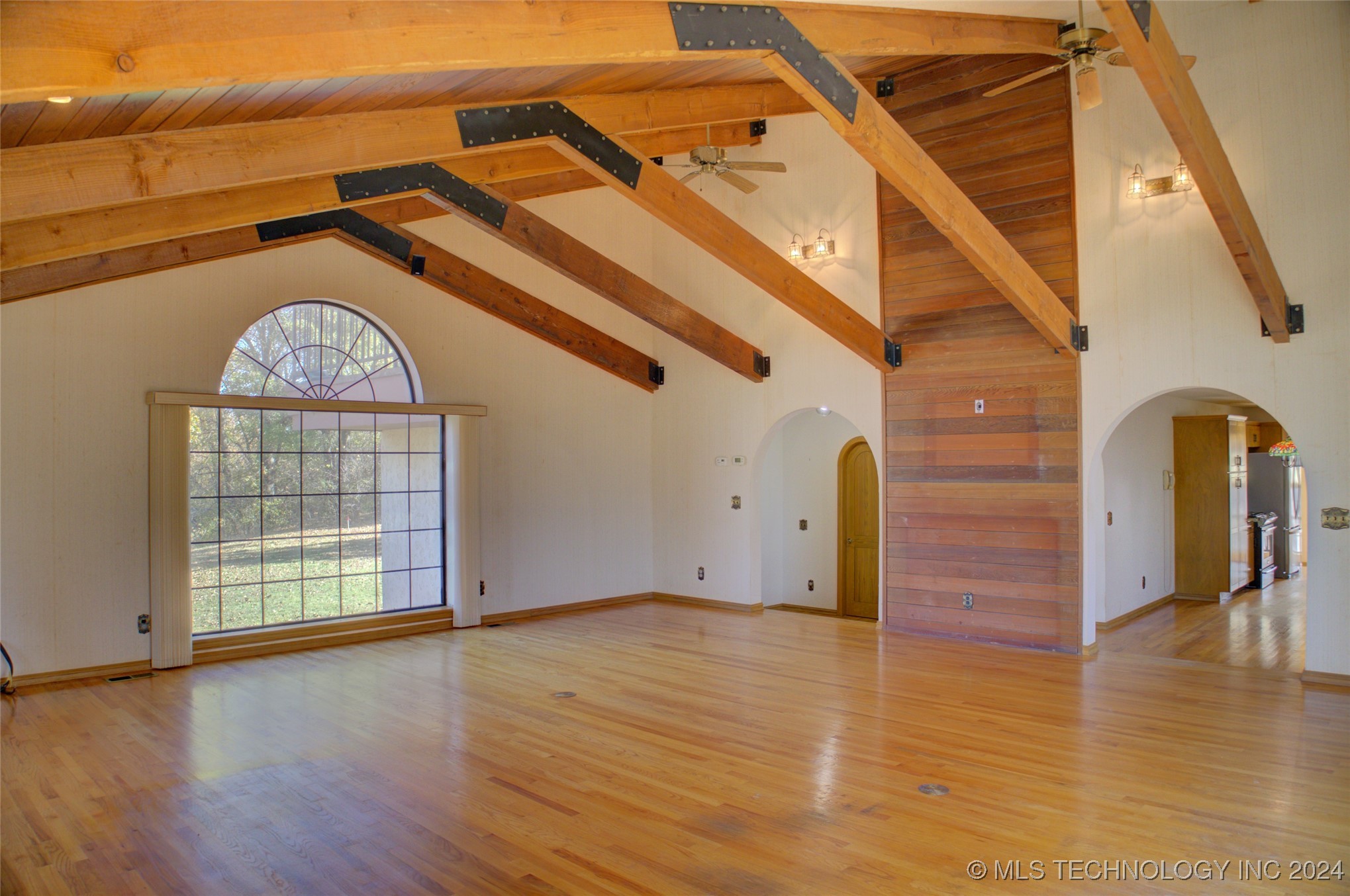 17808 S 129th East Avenue Property Photo 9
