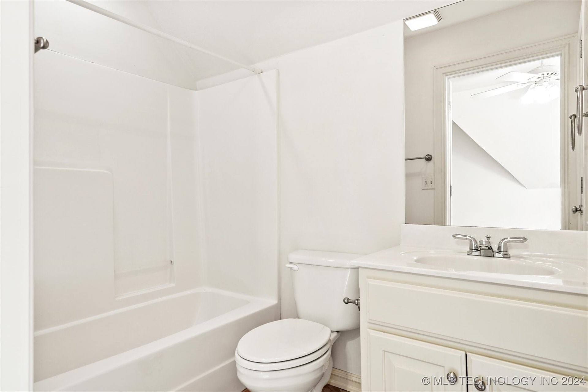 10539 S 90th East Avenue Property Photo 43