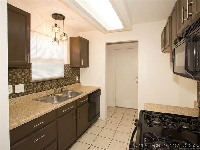 1132 W Florence Court Property Photo 9