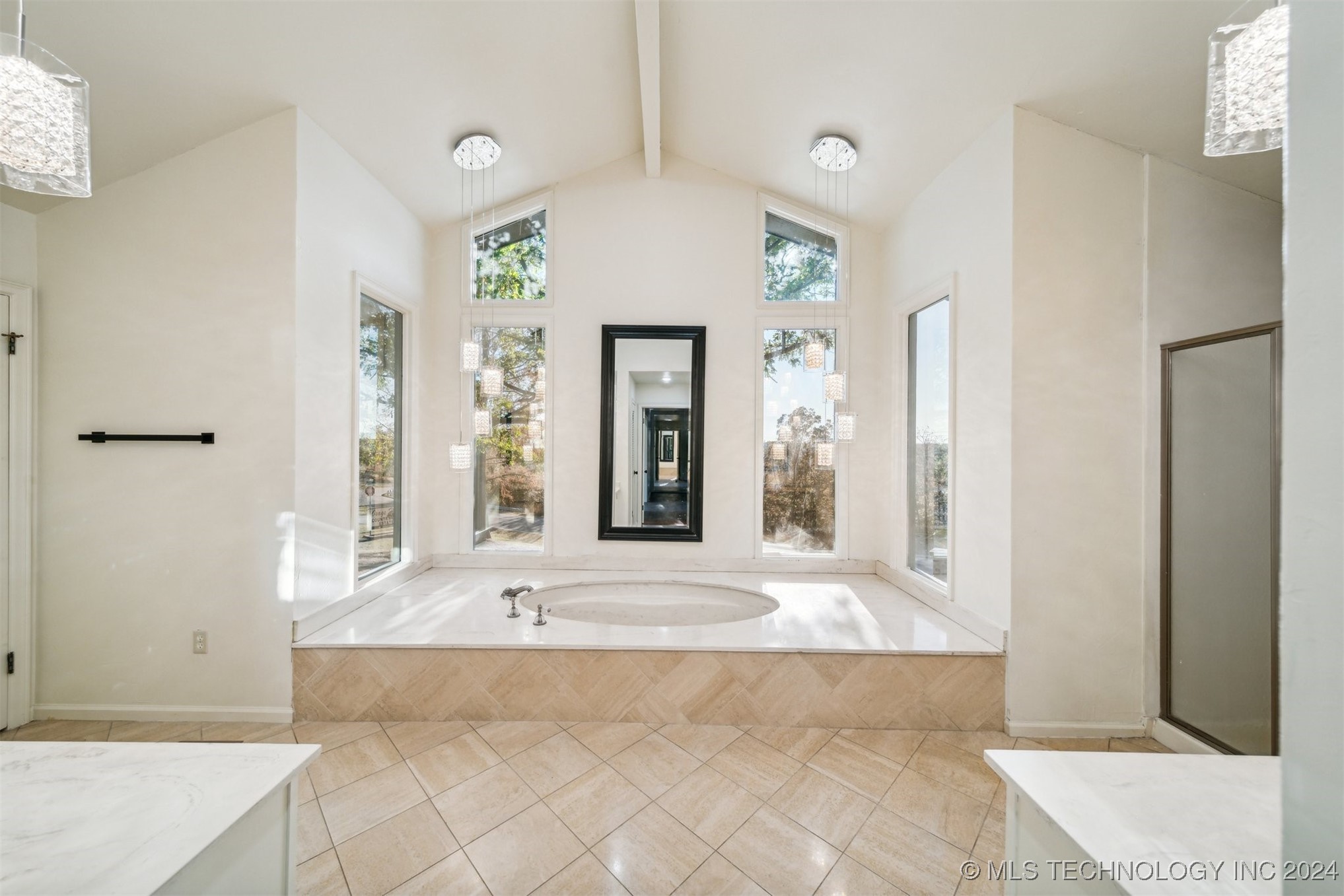 105 N Osage Ridge Drive E Property Photo 13