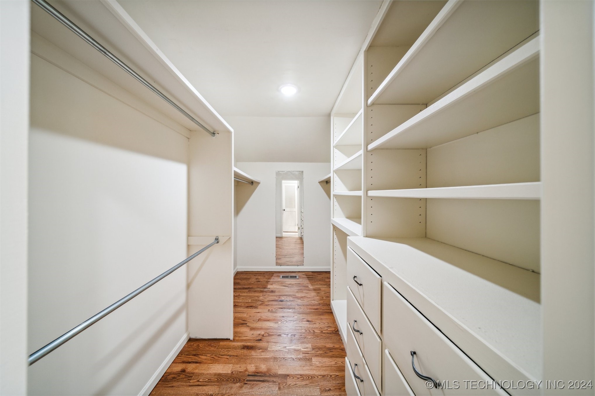 105 N Osage Ridge Drive E Property Photo 17