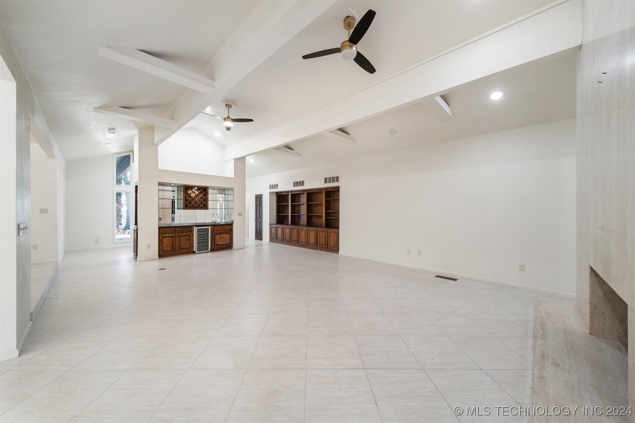 105 N Osage Ridge Drive E Property Photo 19