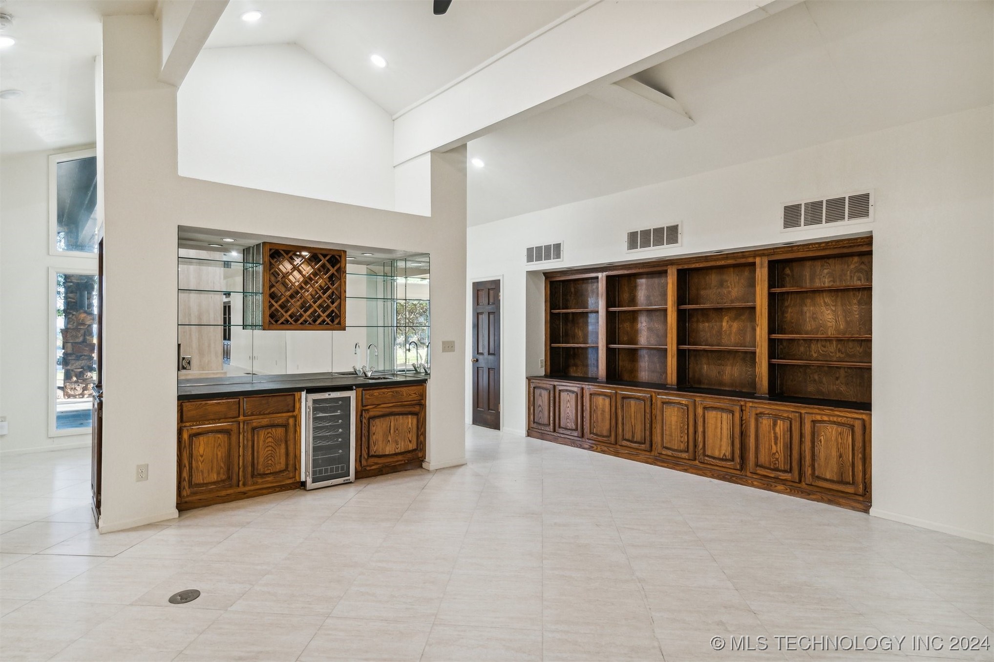 105 N Osage Ridge Drive E Property Photo 20