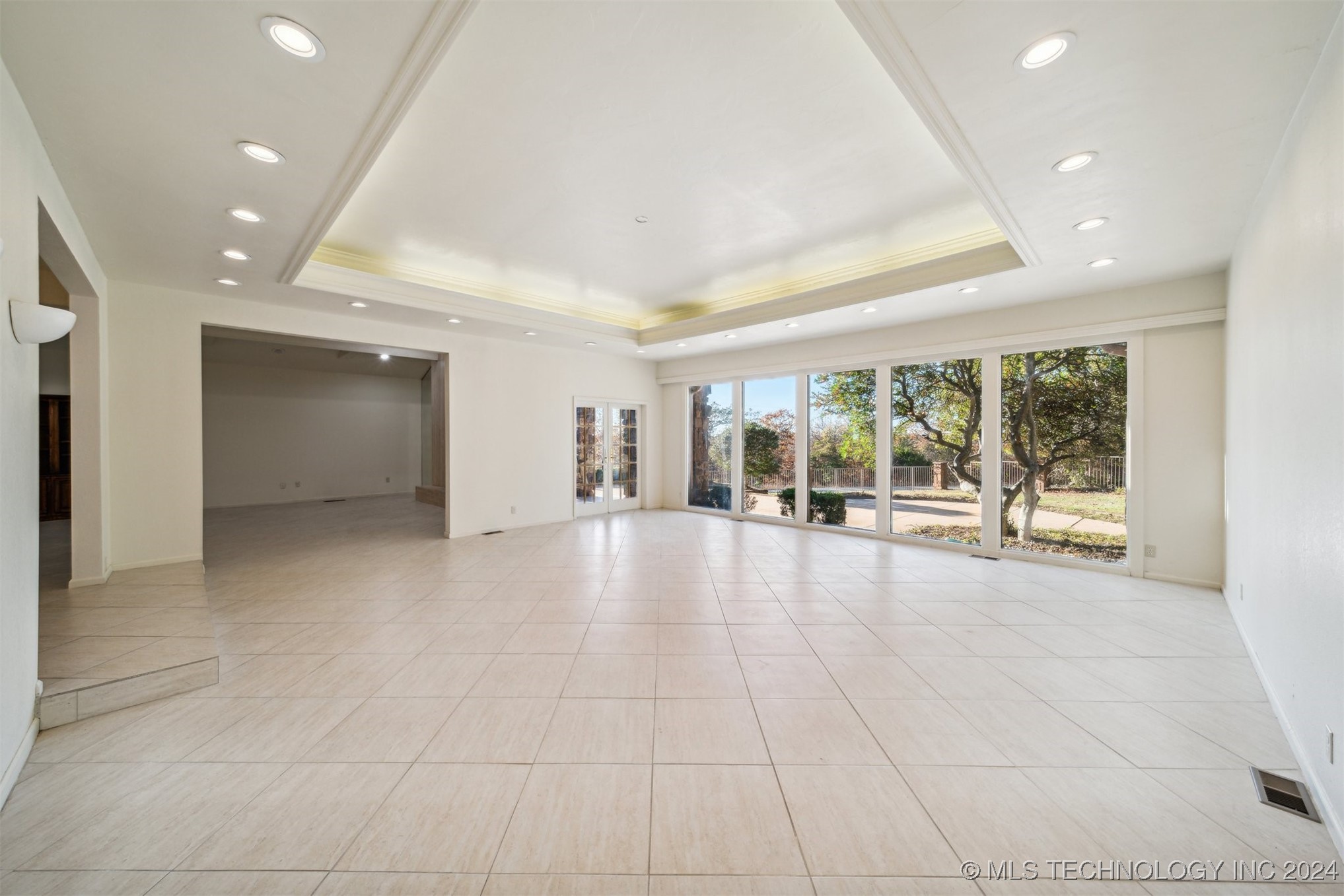 105 N Osage Ridge Drive E Property Photo 21