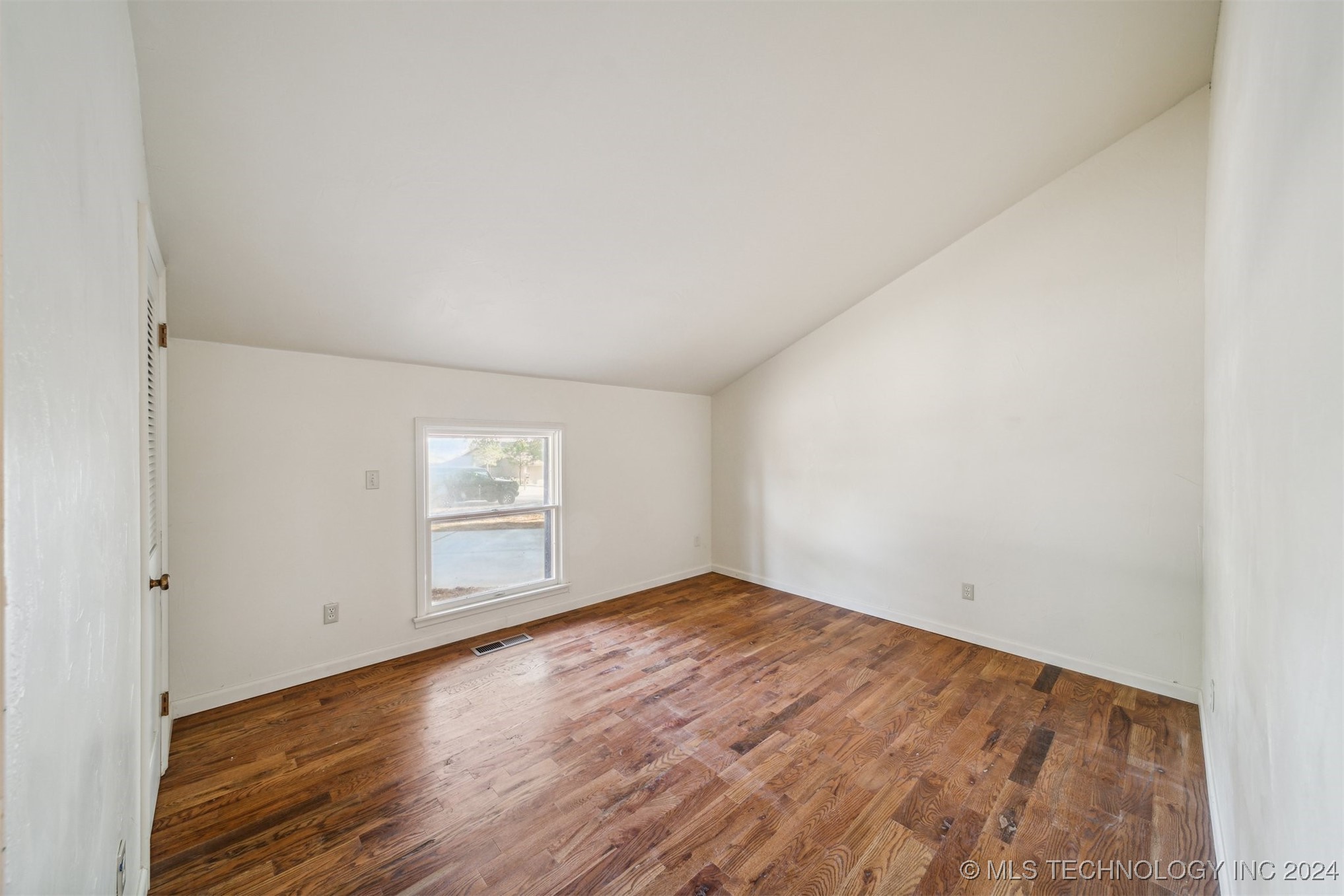 105 N Osage Ridge Drive E Property Photo 34