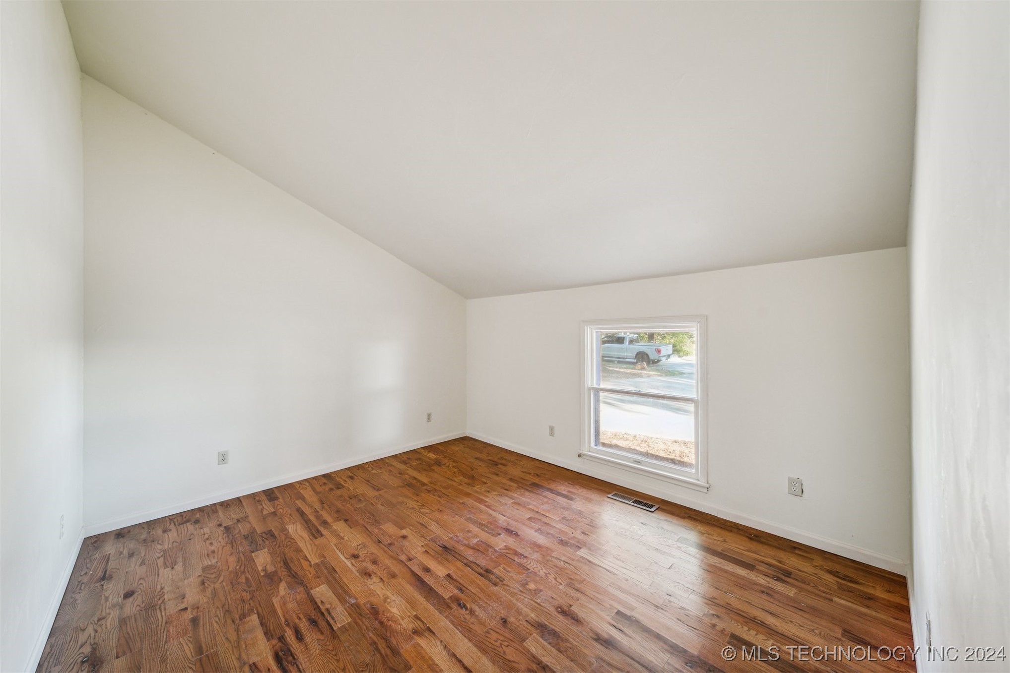 105 N Osage Ridge Drive E Property Photo 35