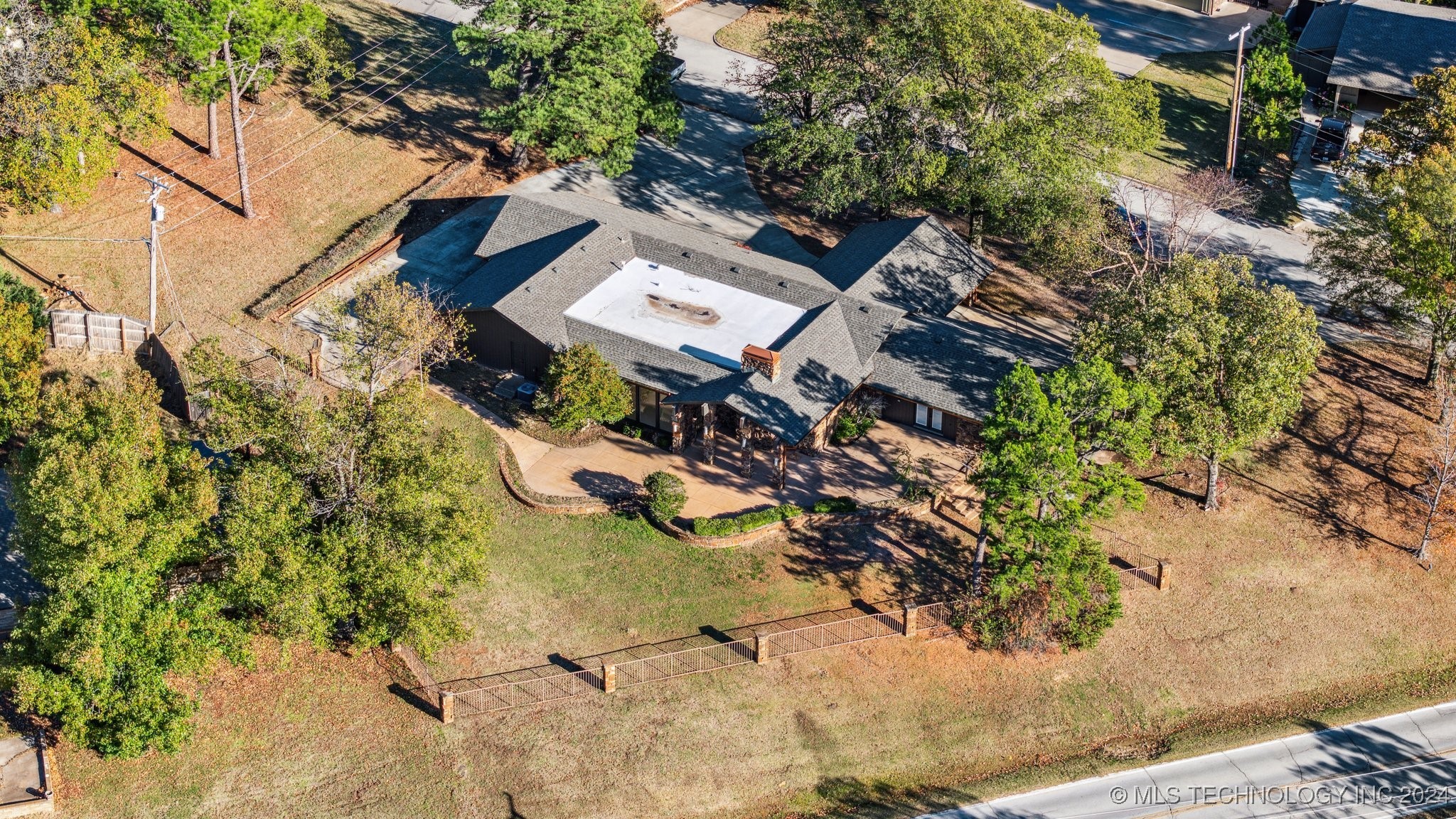 105 N Osage Ridge Drive E Property Photo 46