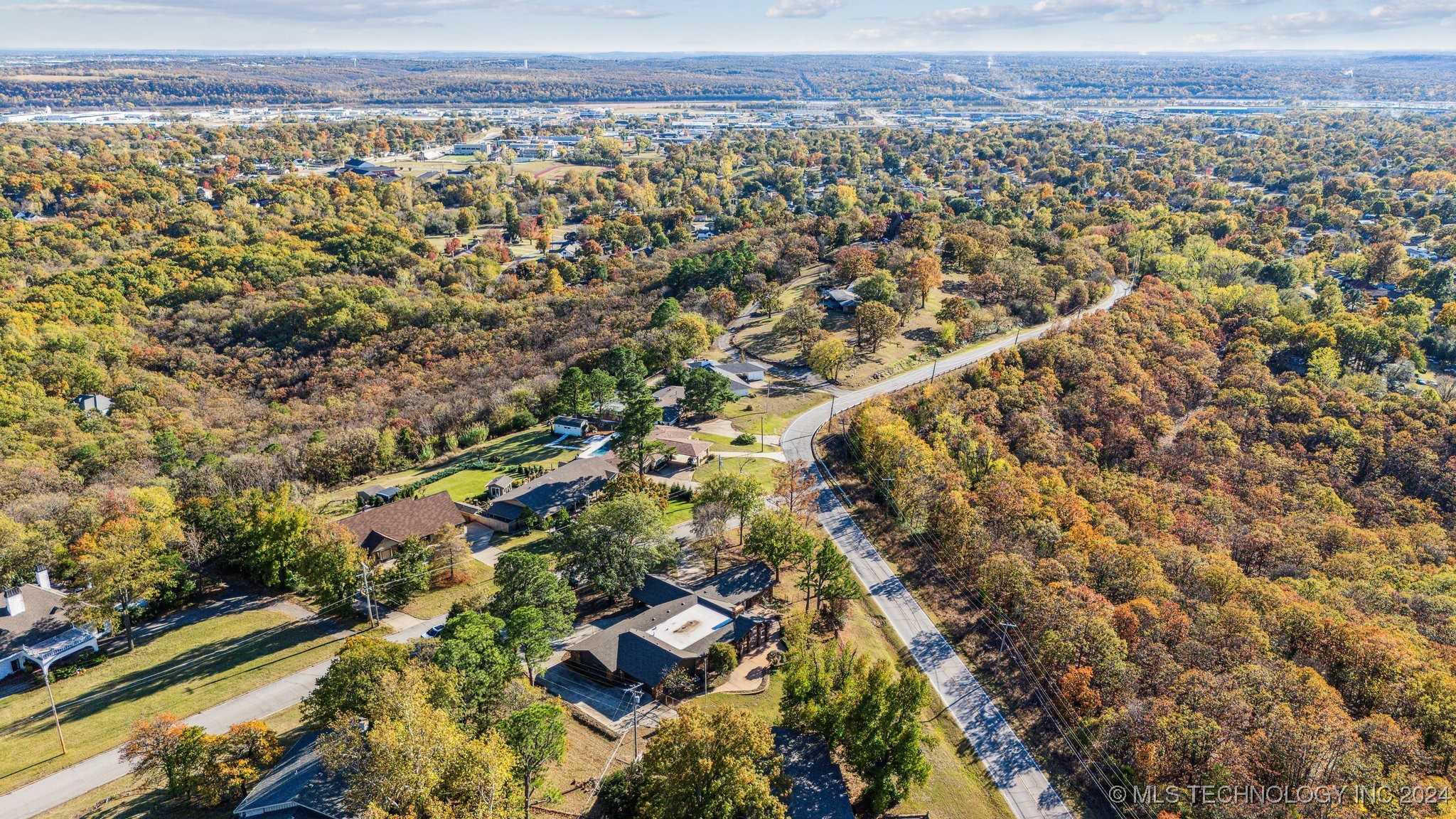 105 N Osage Ridge Drive E Property Photo 47