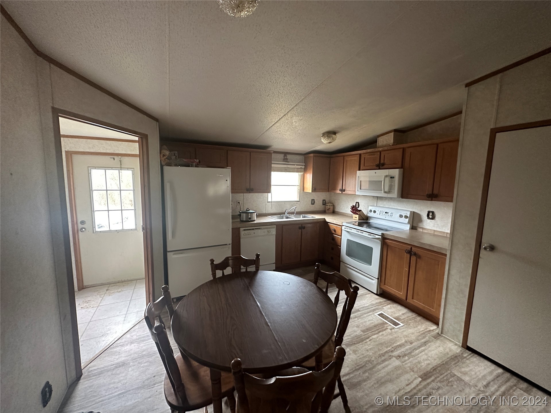 8507 E Daisy Property Photo 12