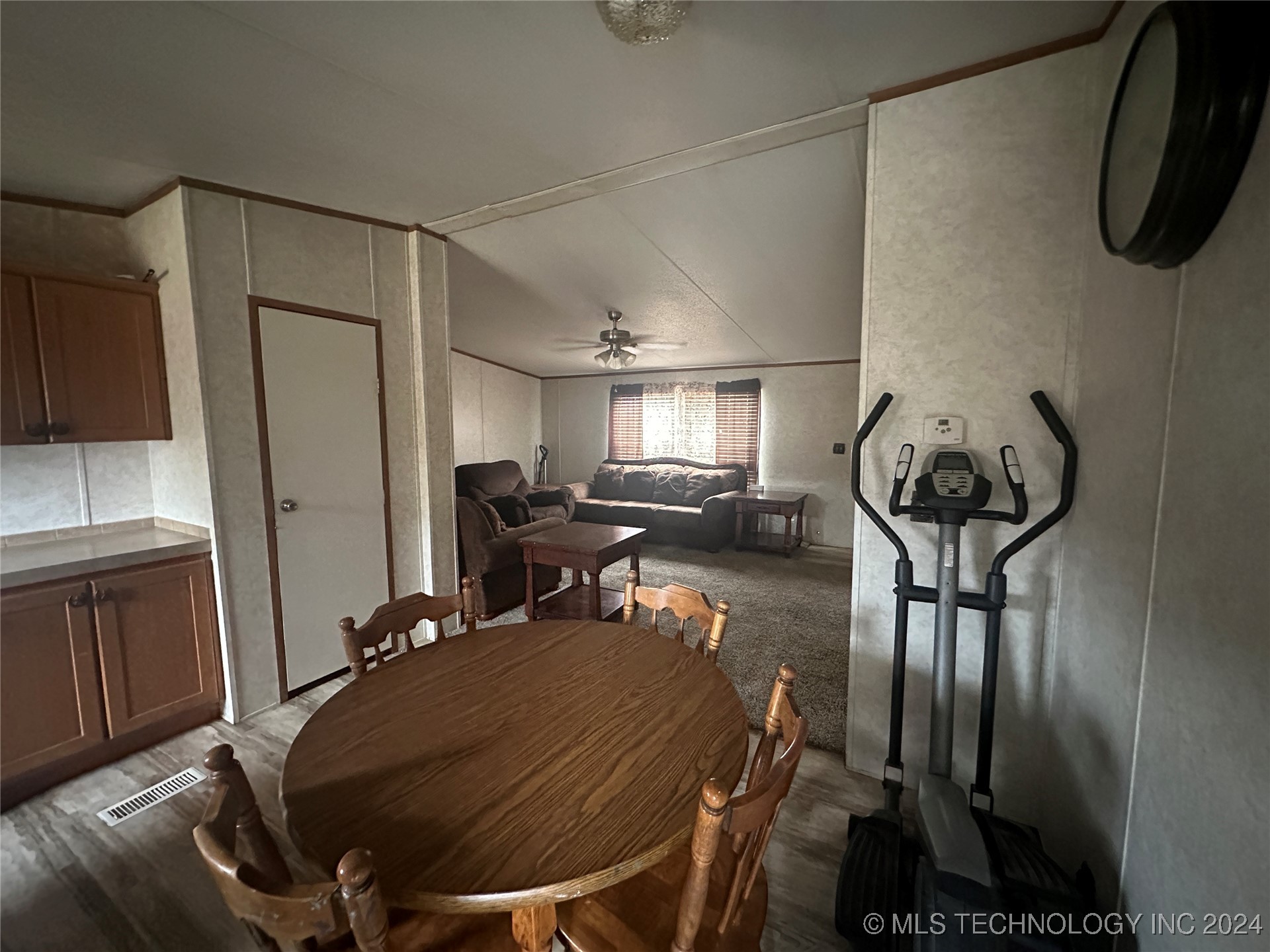 8507 E Daisy Property Photo 13