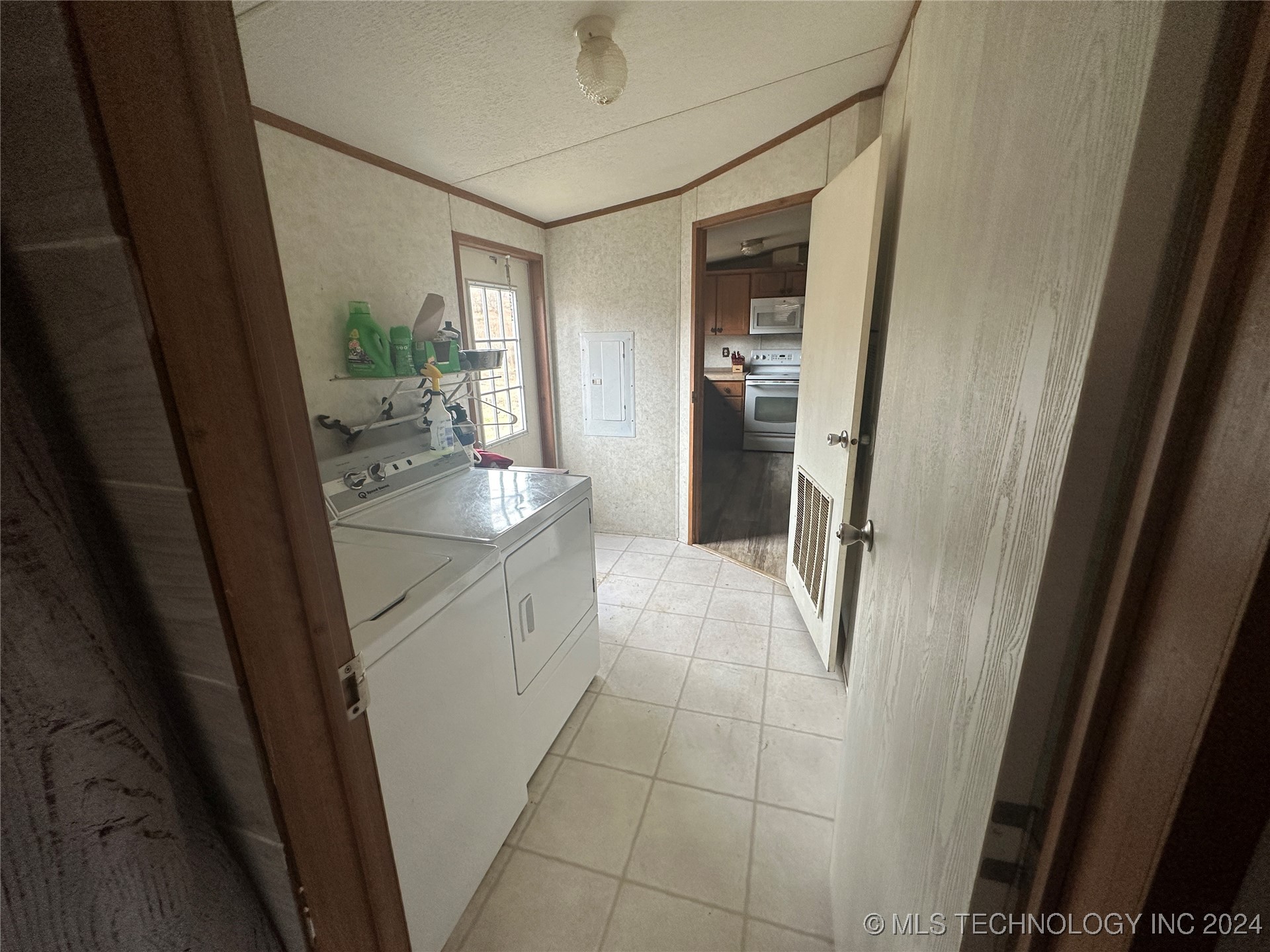 8507 E Daisy Property Photo 17