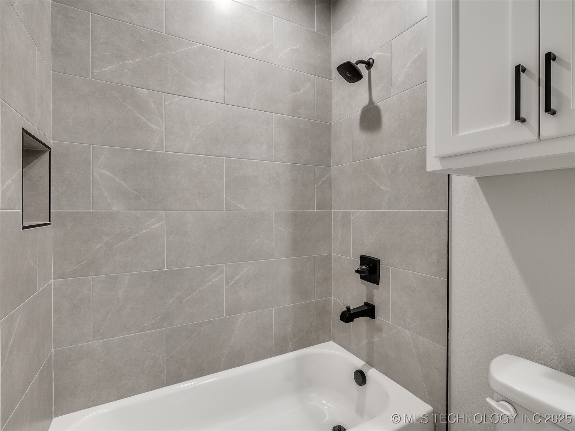 5806 E 126th Street S Property Photo 55