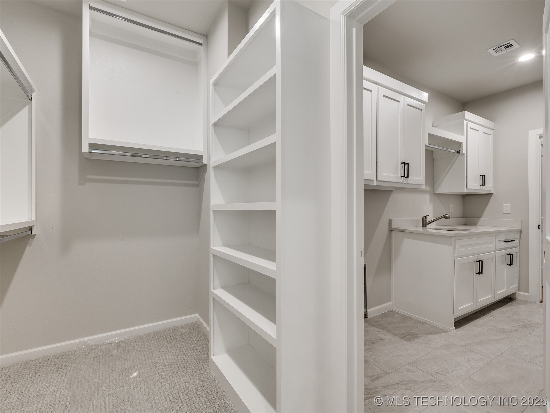5818 E 126th Street S Property Photo 46