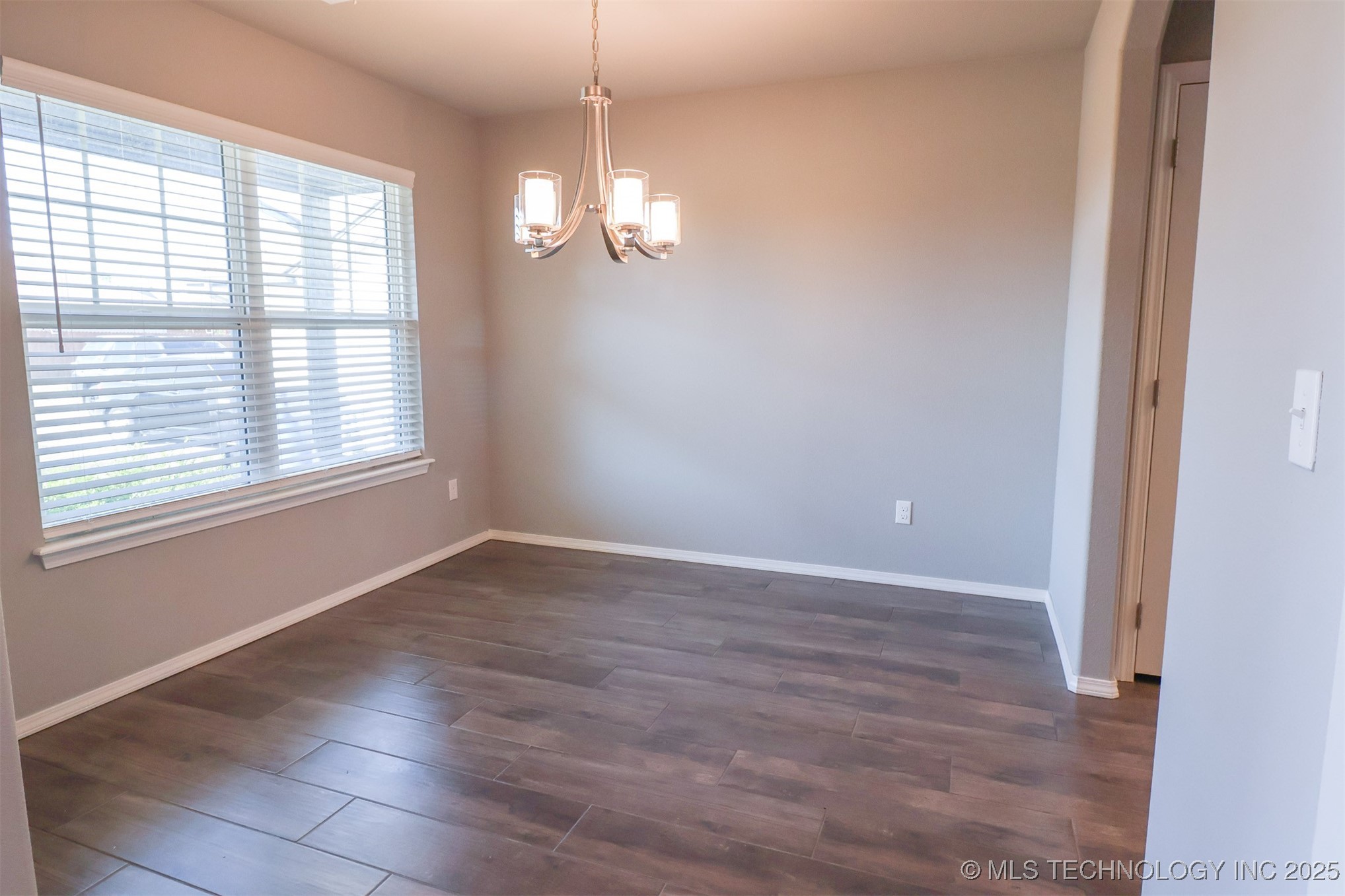 3609 E Trenton Street Property Photo 4
