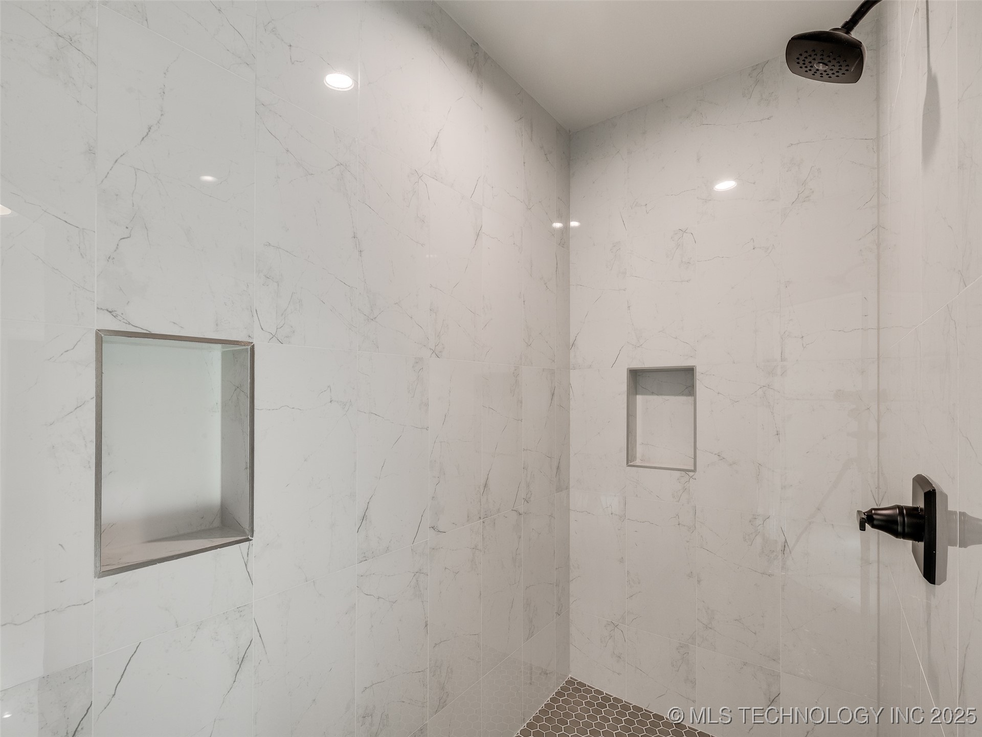 5704 E 126th Street S Property Photo 50