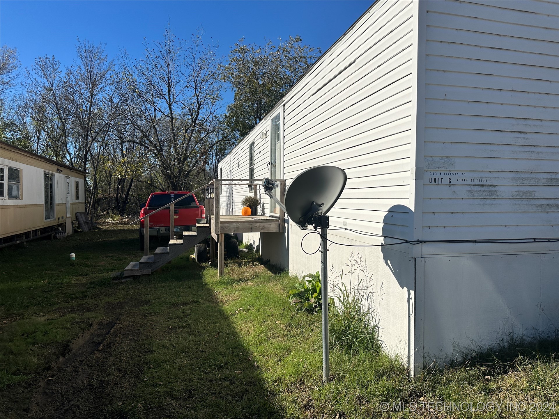 614 Hughes Property Photo 5