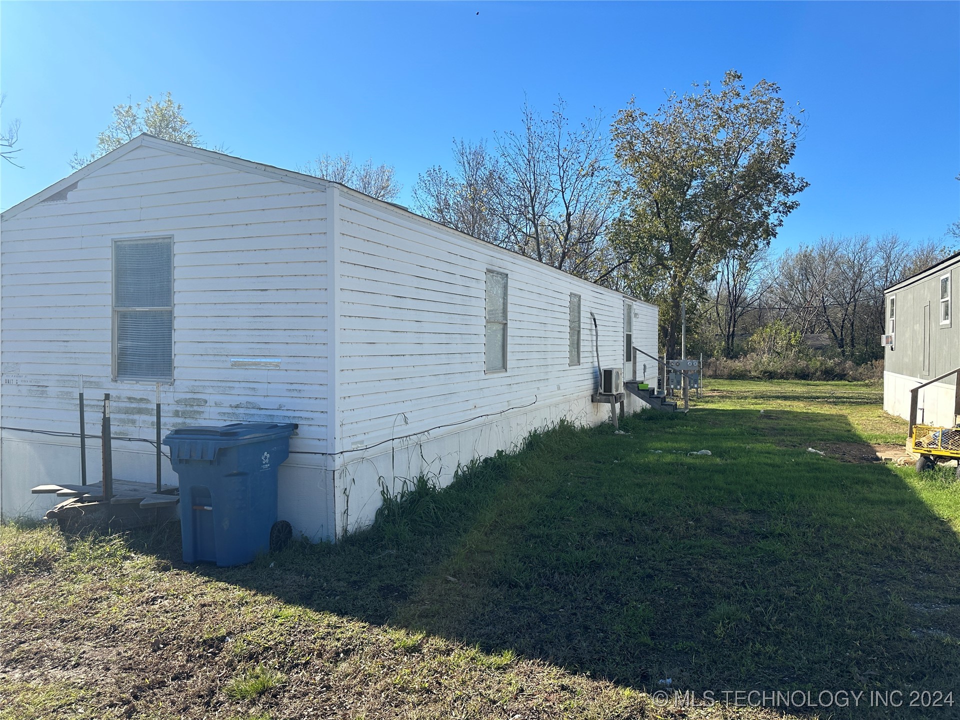 614 Hughes Property Photo 8
