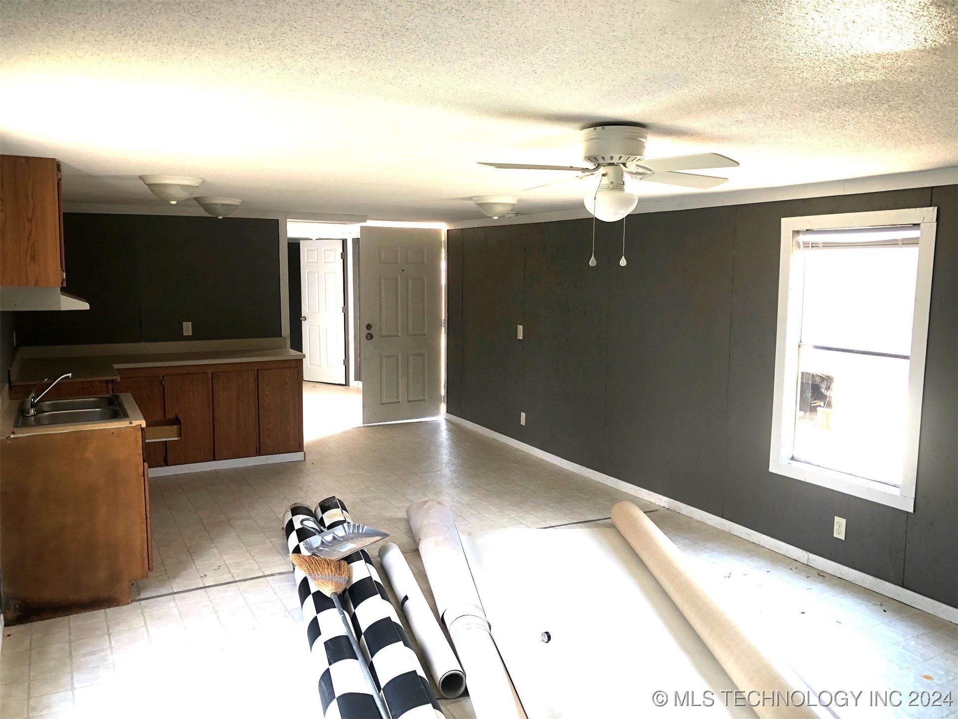 614 Hughes Property Photo 22