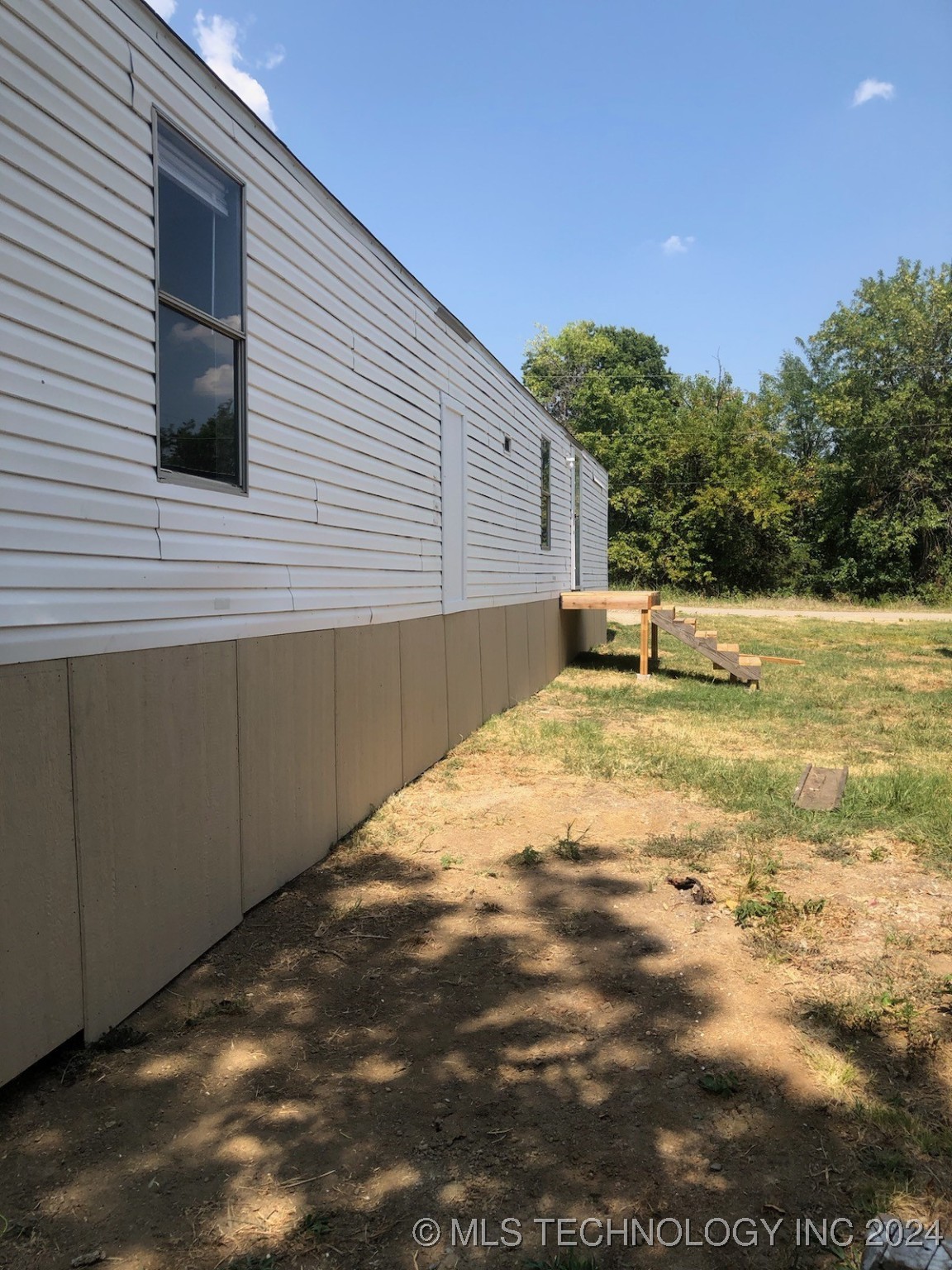 614 Hughes Property Photo 33