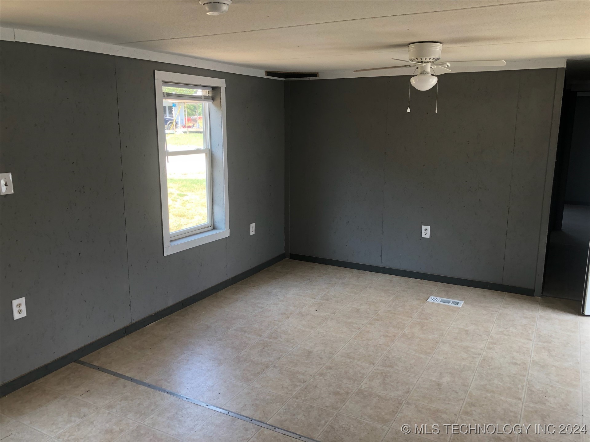 614 Hughes Property Photo 41