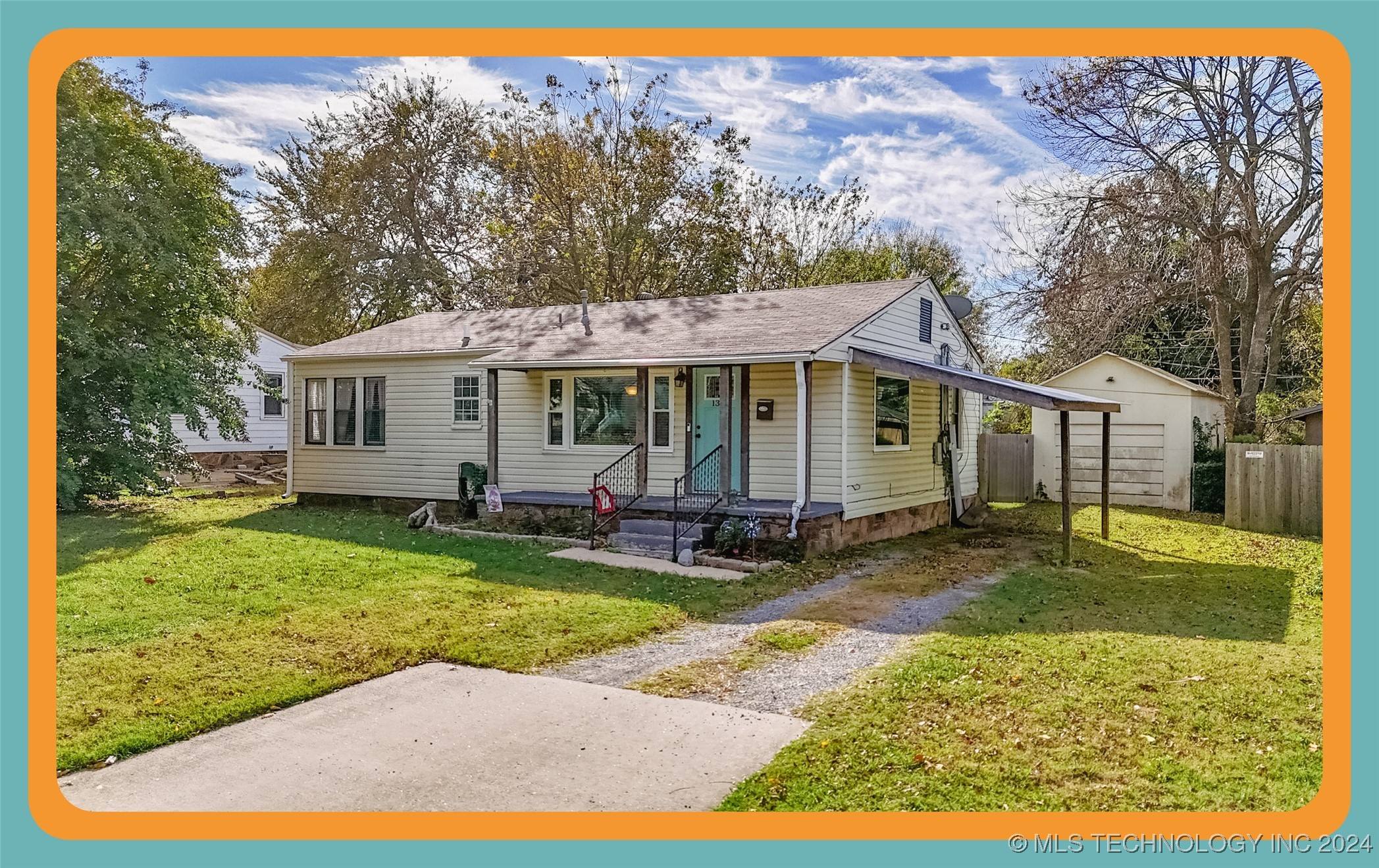 1306 E Comanche Avenue Property Photo 1