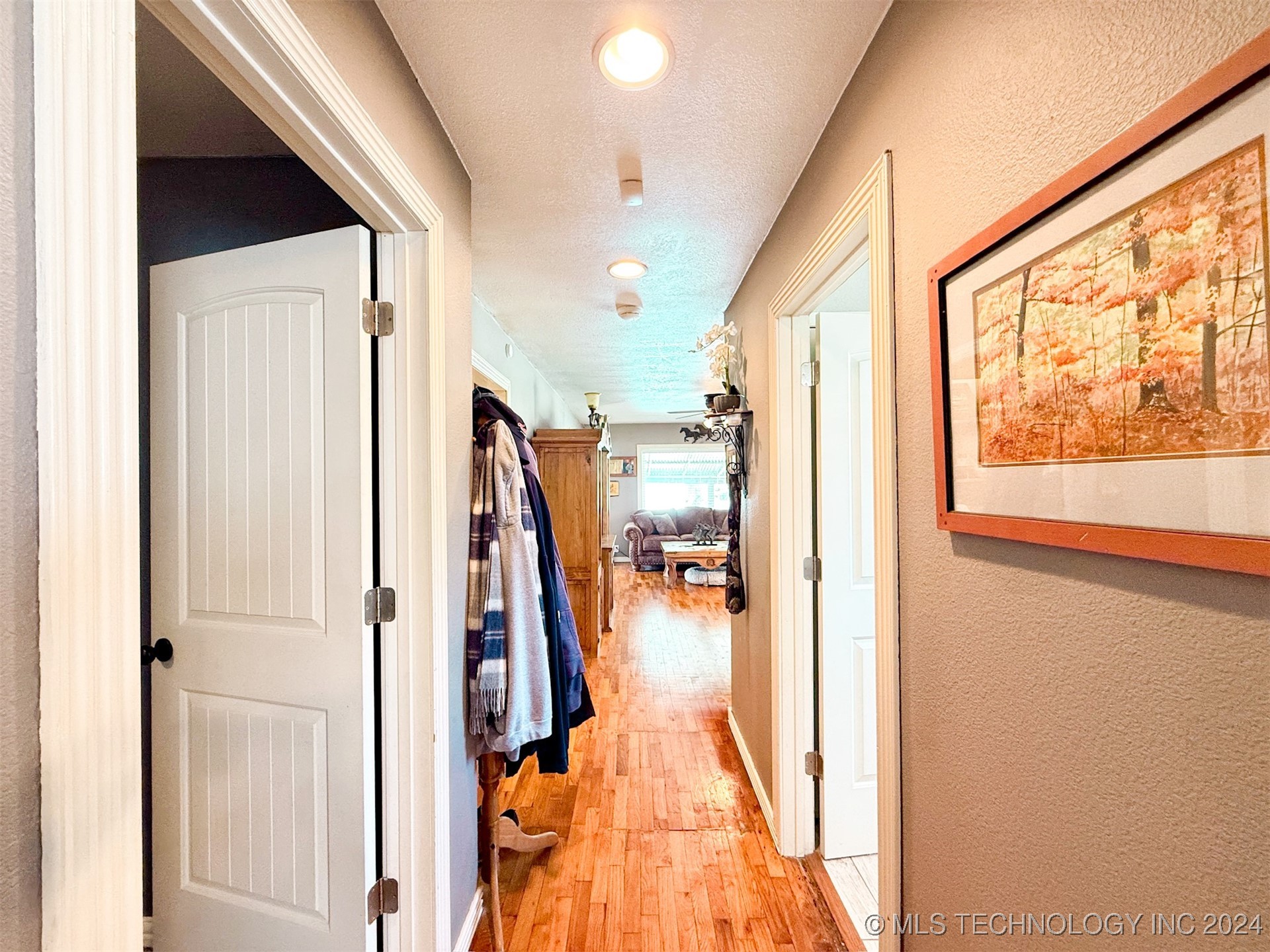1306 E Comanche Avenue Property Photo 26
