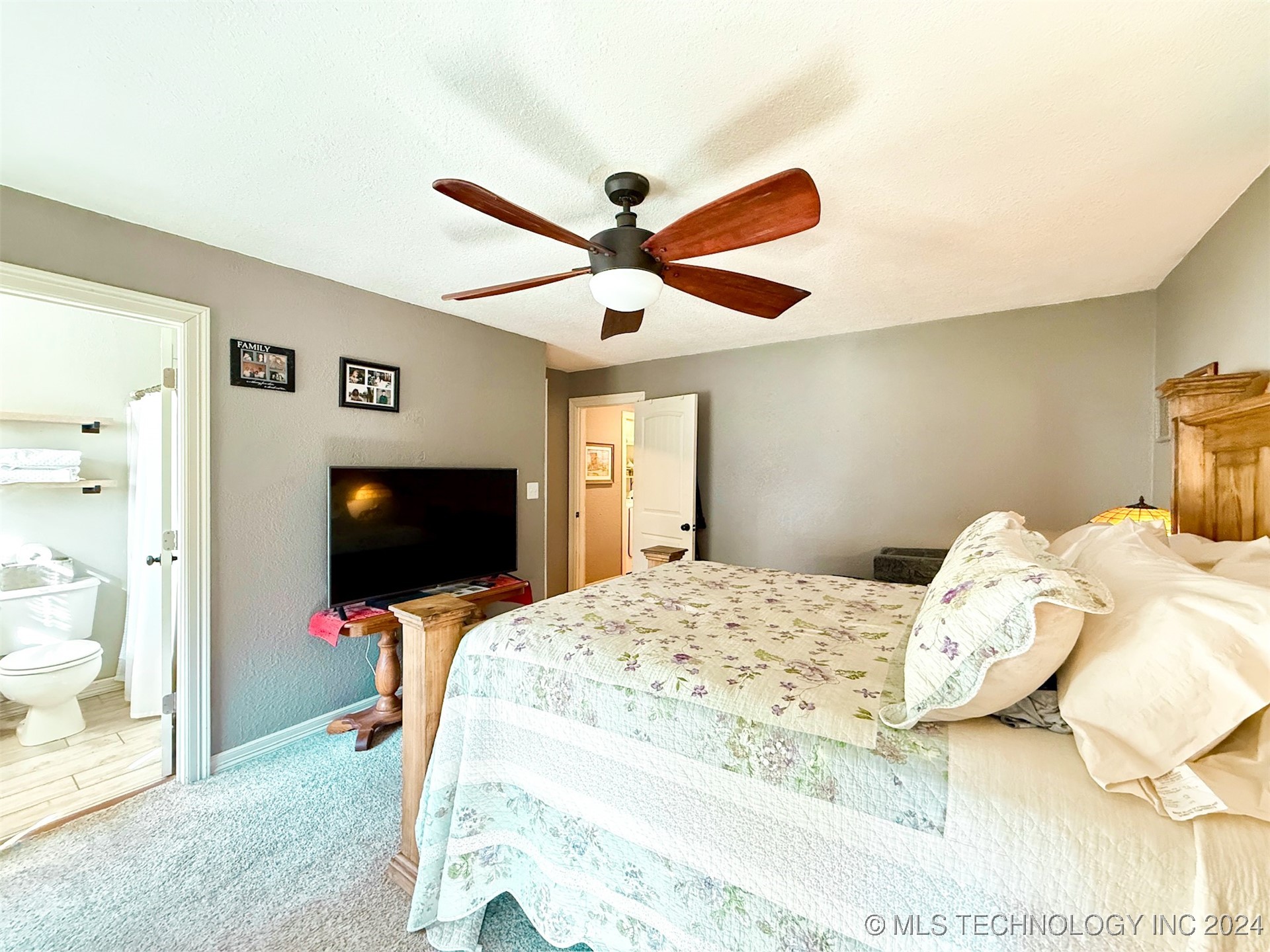 1306 E Comanche Avenue Property Photo 30