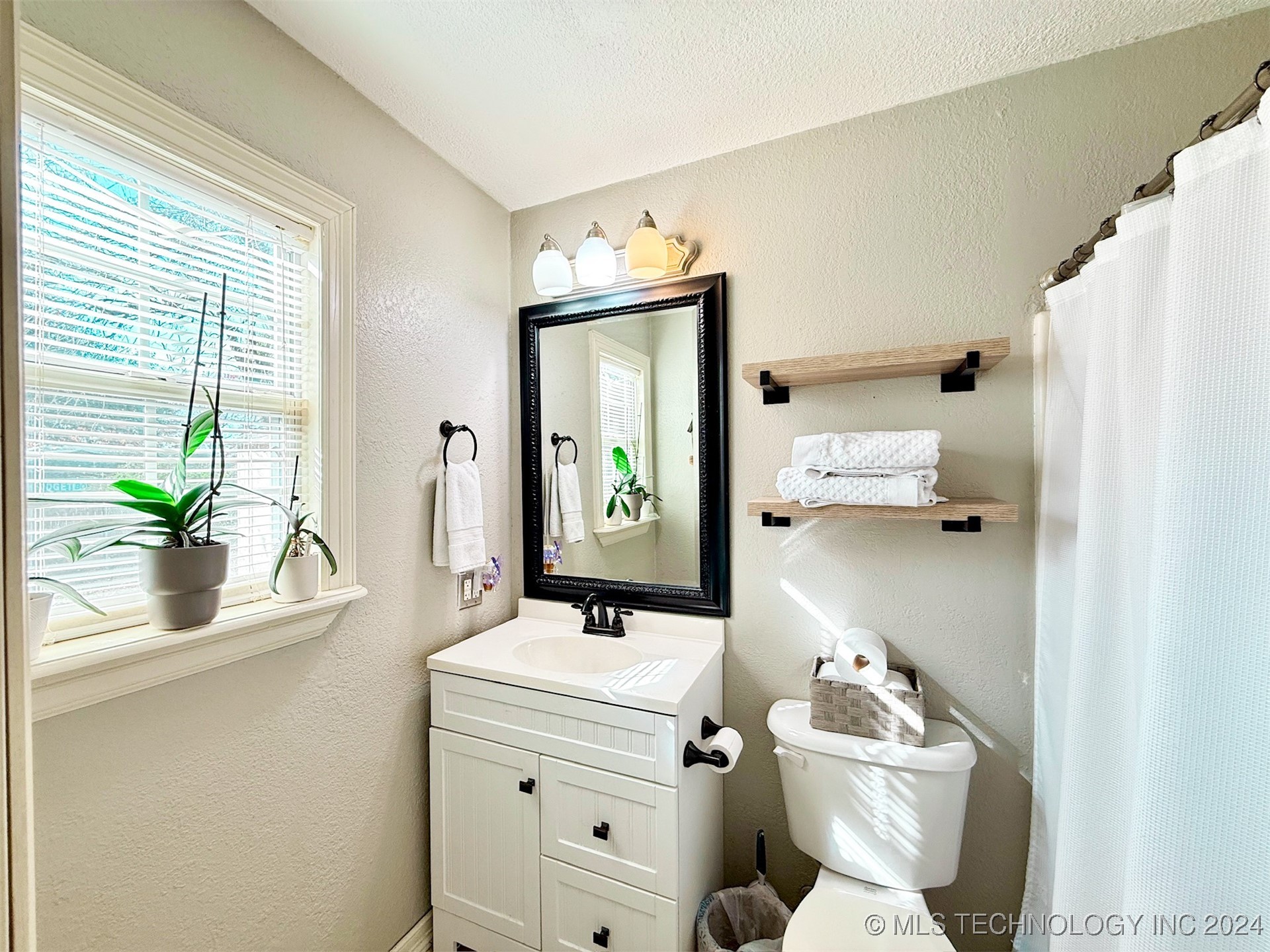 1306 E Comanche Avenue Property Photo 31