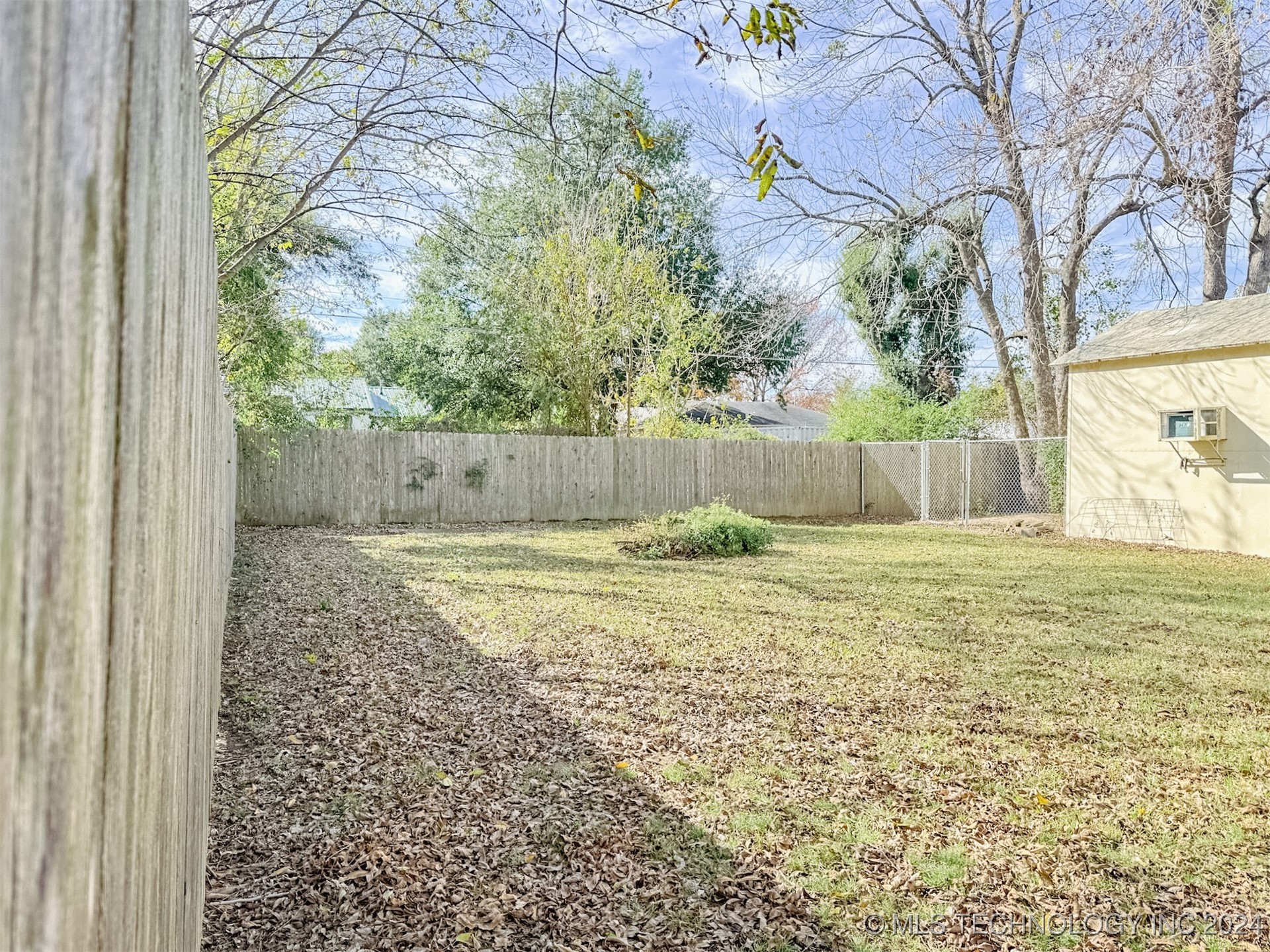 1306 E Comanche Avenue Property Photo 40