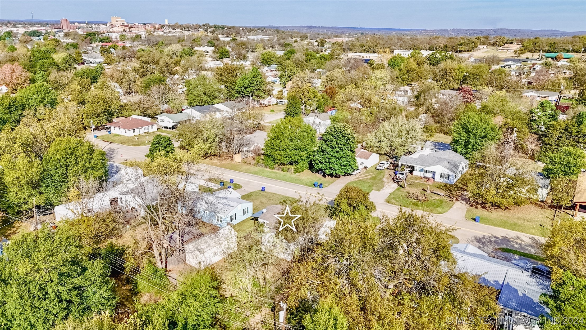 1306 E Comanche Avenue Property Photo 50