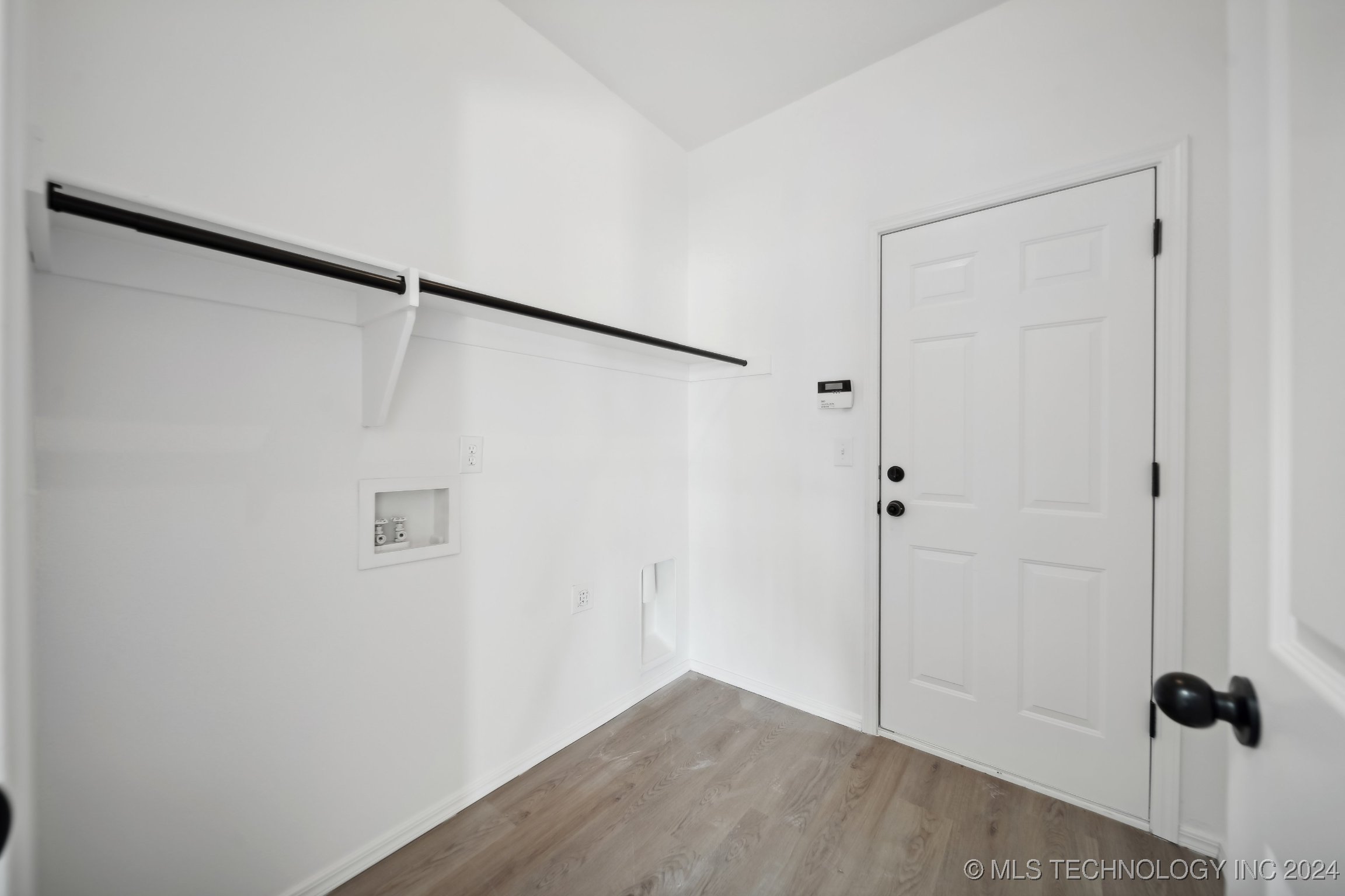 14914 E 88th Street North Property Photo 21