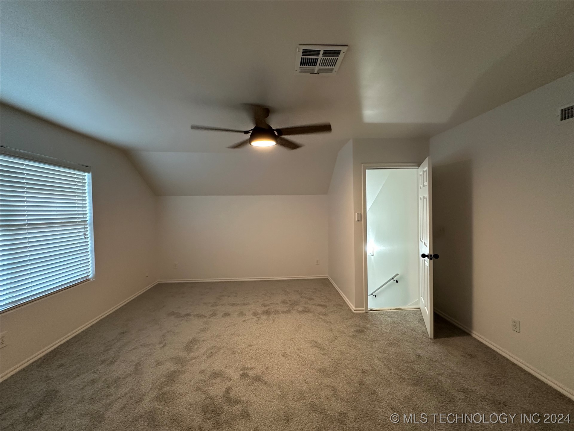 14914 E 88th Street North Property Photo 31