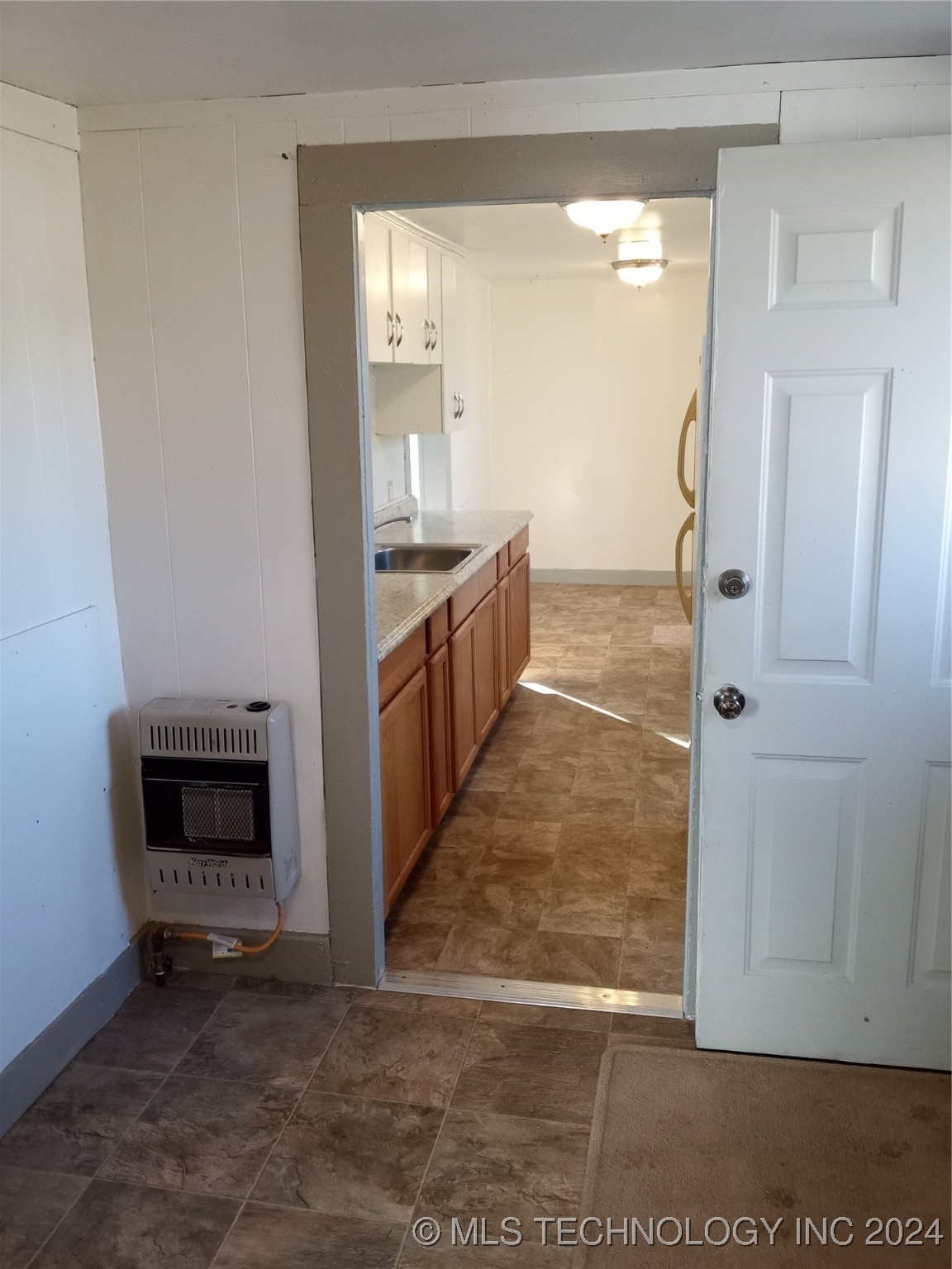 513 W 7th Avenue Property Photo 18