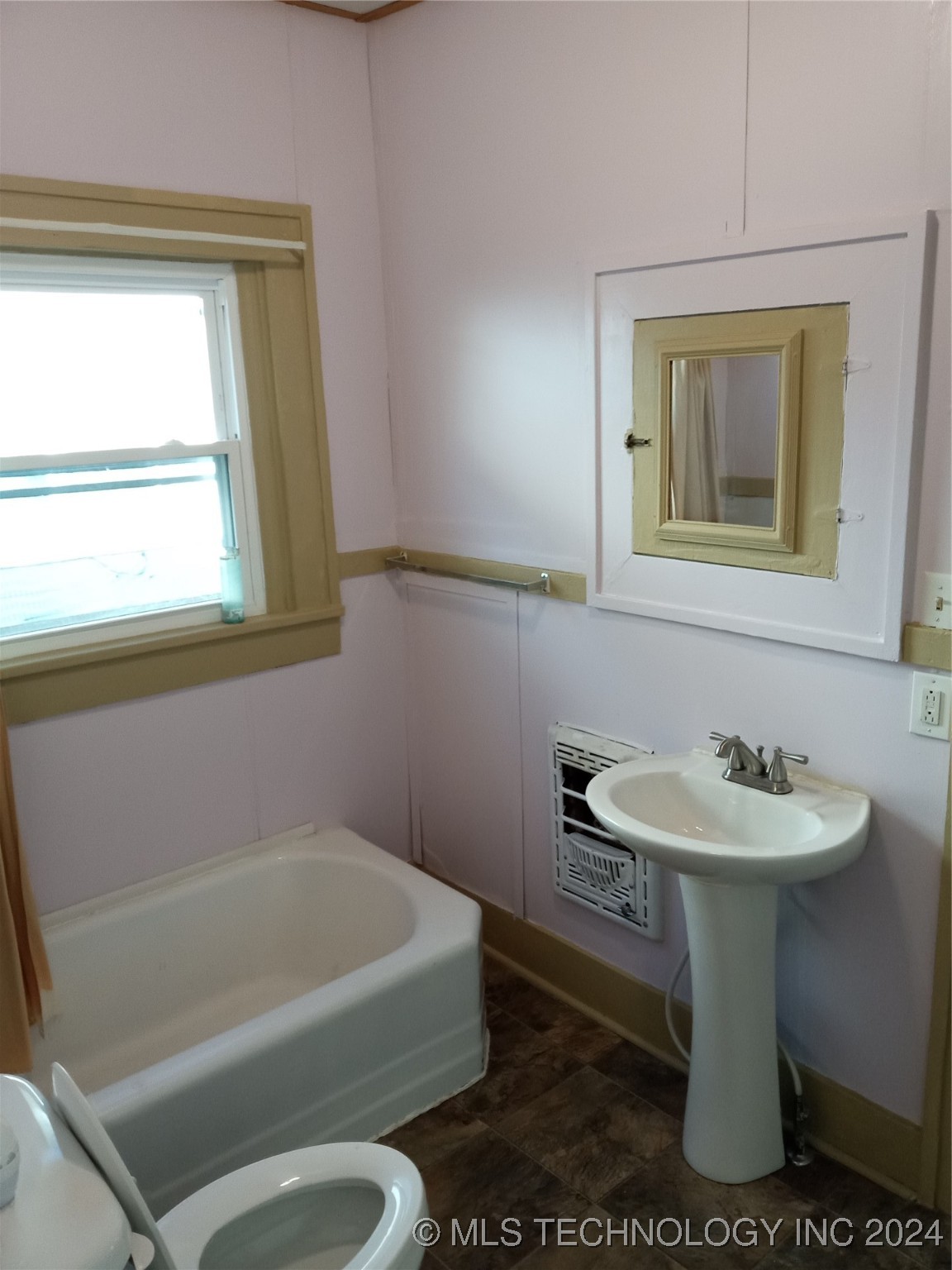 513 W 7th Avenue Property Photo 24