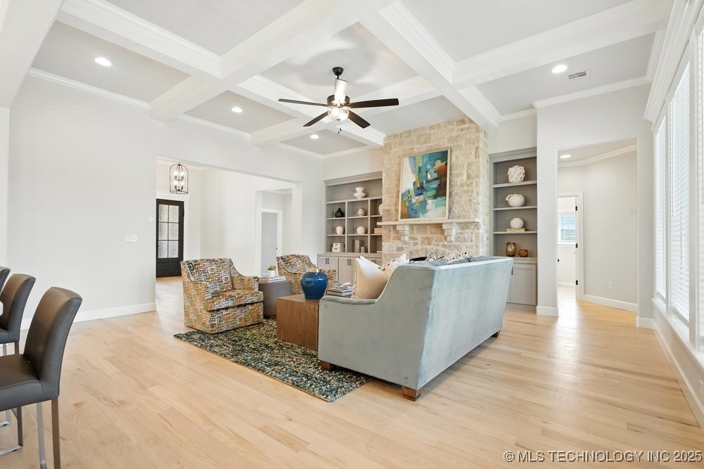 12706 S Irvington Avenue Property Photo 6
