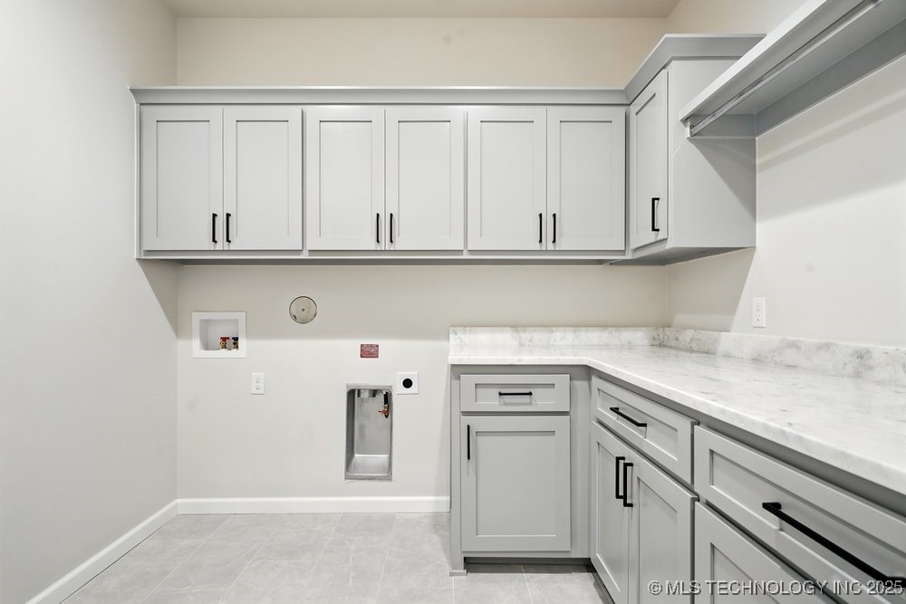 12706 S Irvington Avenue Property Photo 31