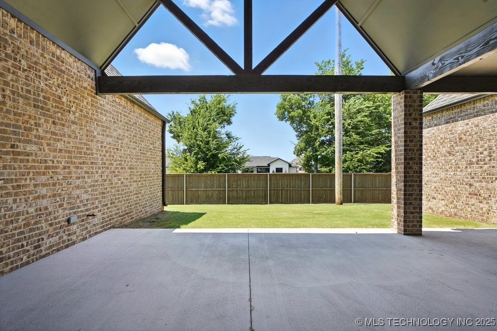 12706 S Irvington Avenue Property Photo 42