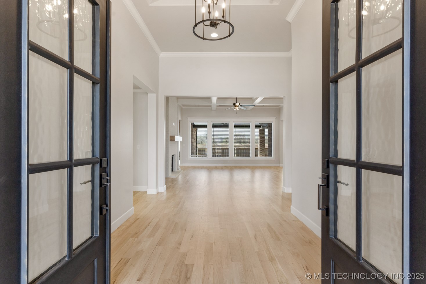 12802 S Irvington Avenue Property Photo 2