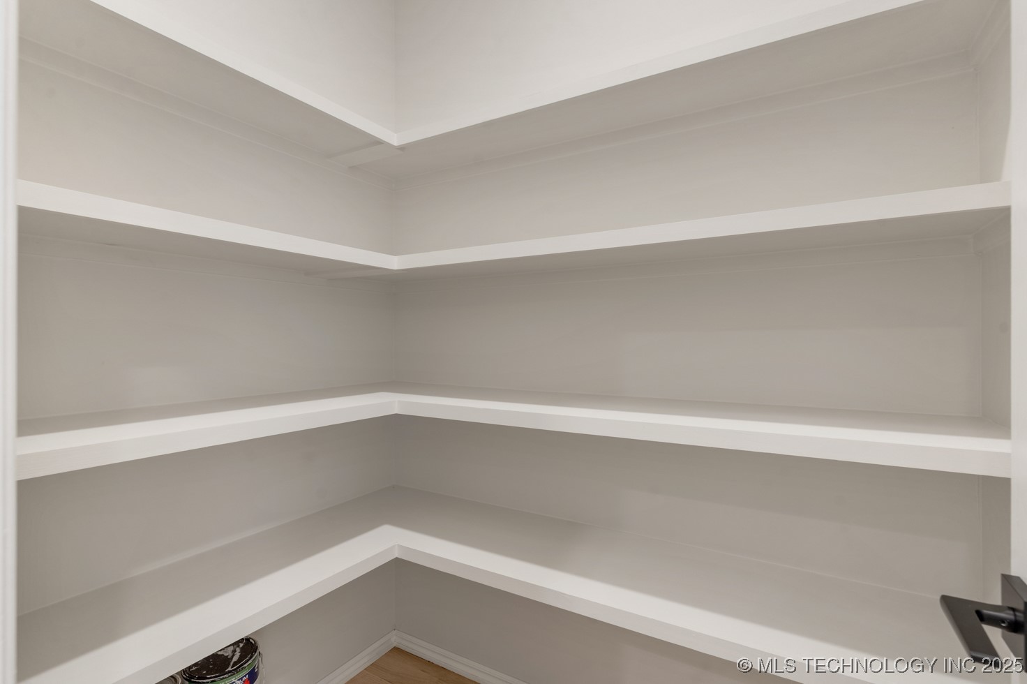 12802 S Irvington Avenue Property Photo 41