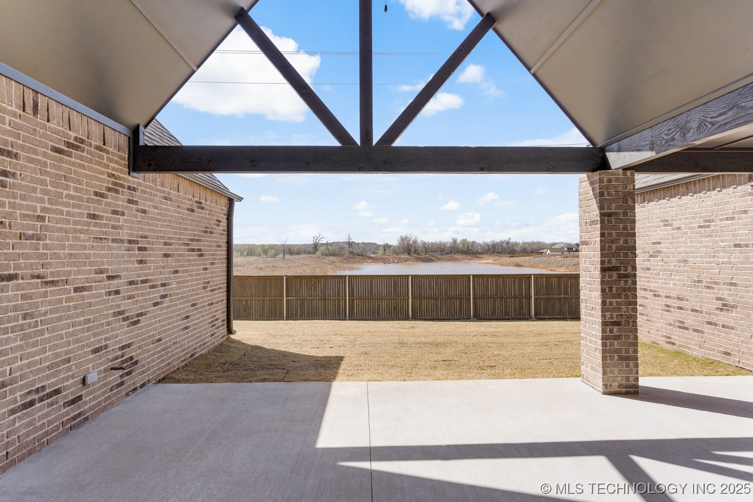 12802 S Irvington Avenue Property Photo 43