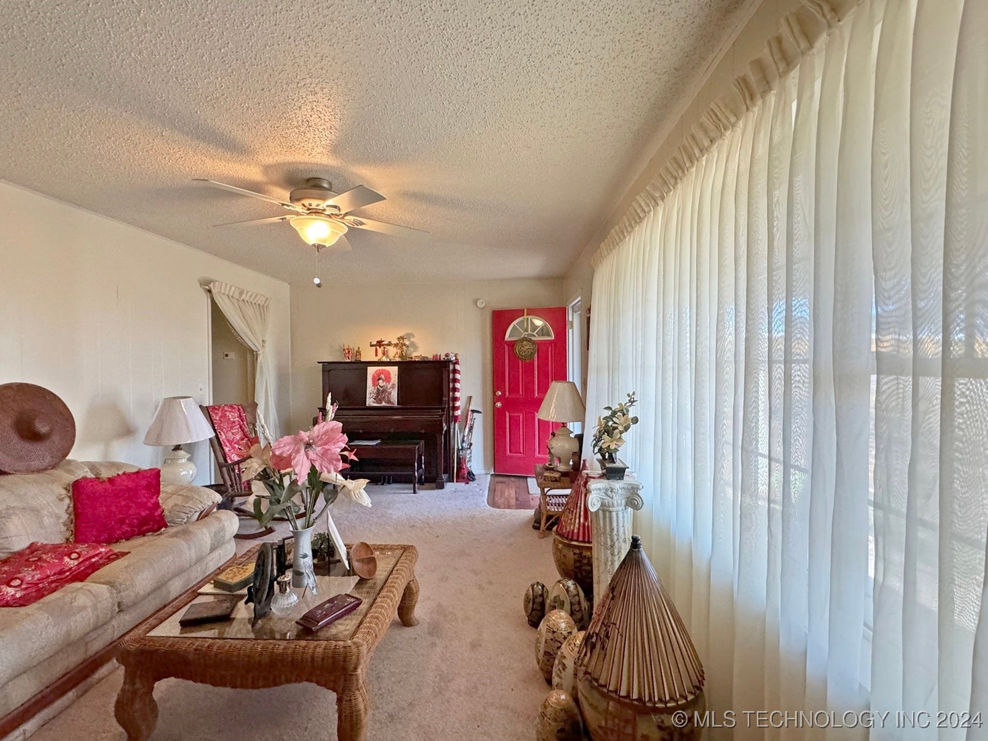 613 S Rodgers Street Property Photo 4