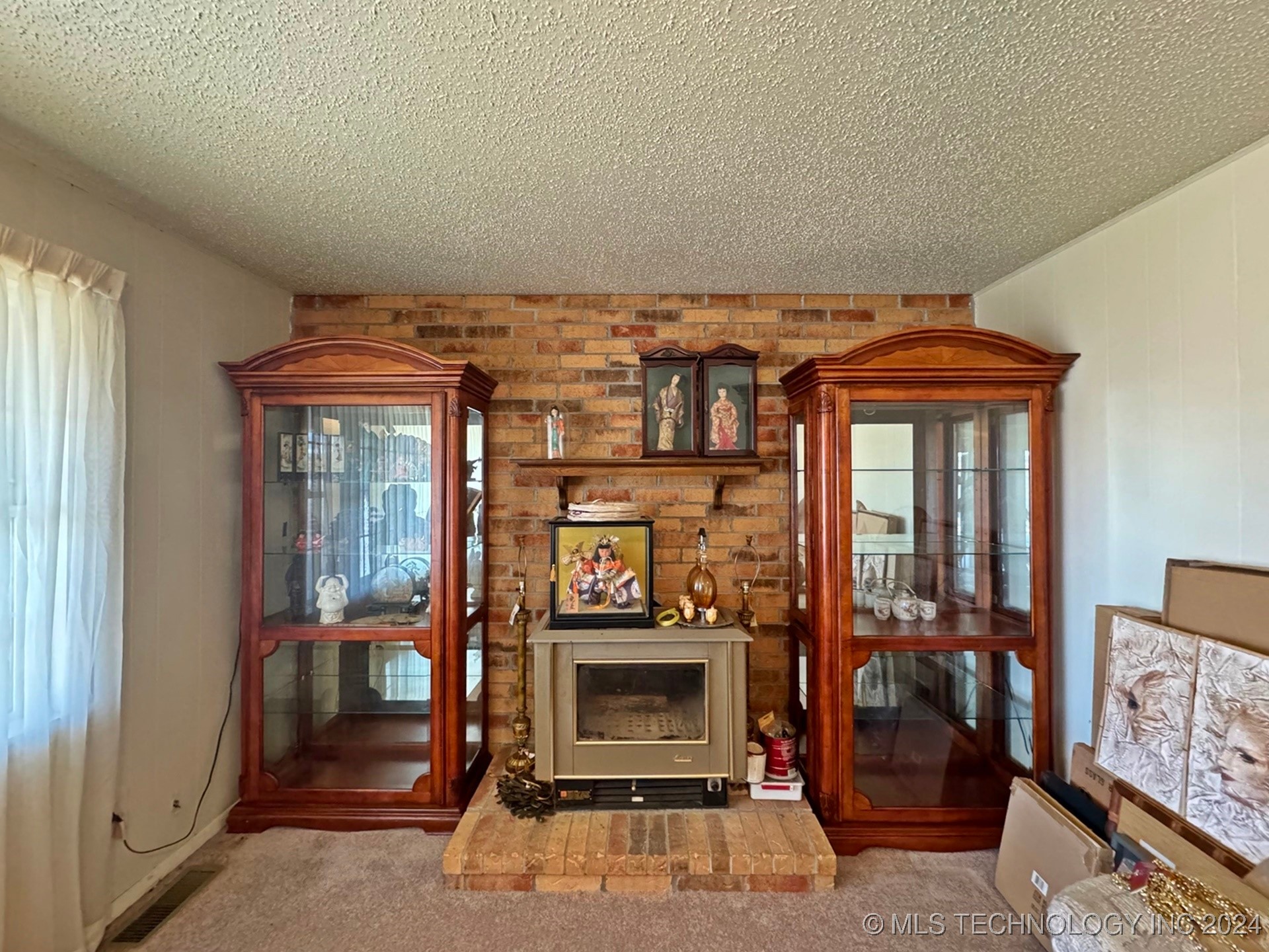 613 S Rodgers Street Property Photo 5