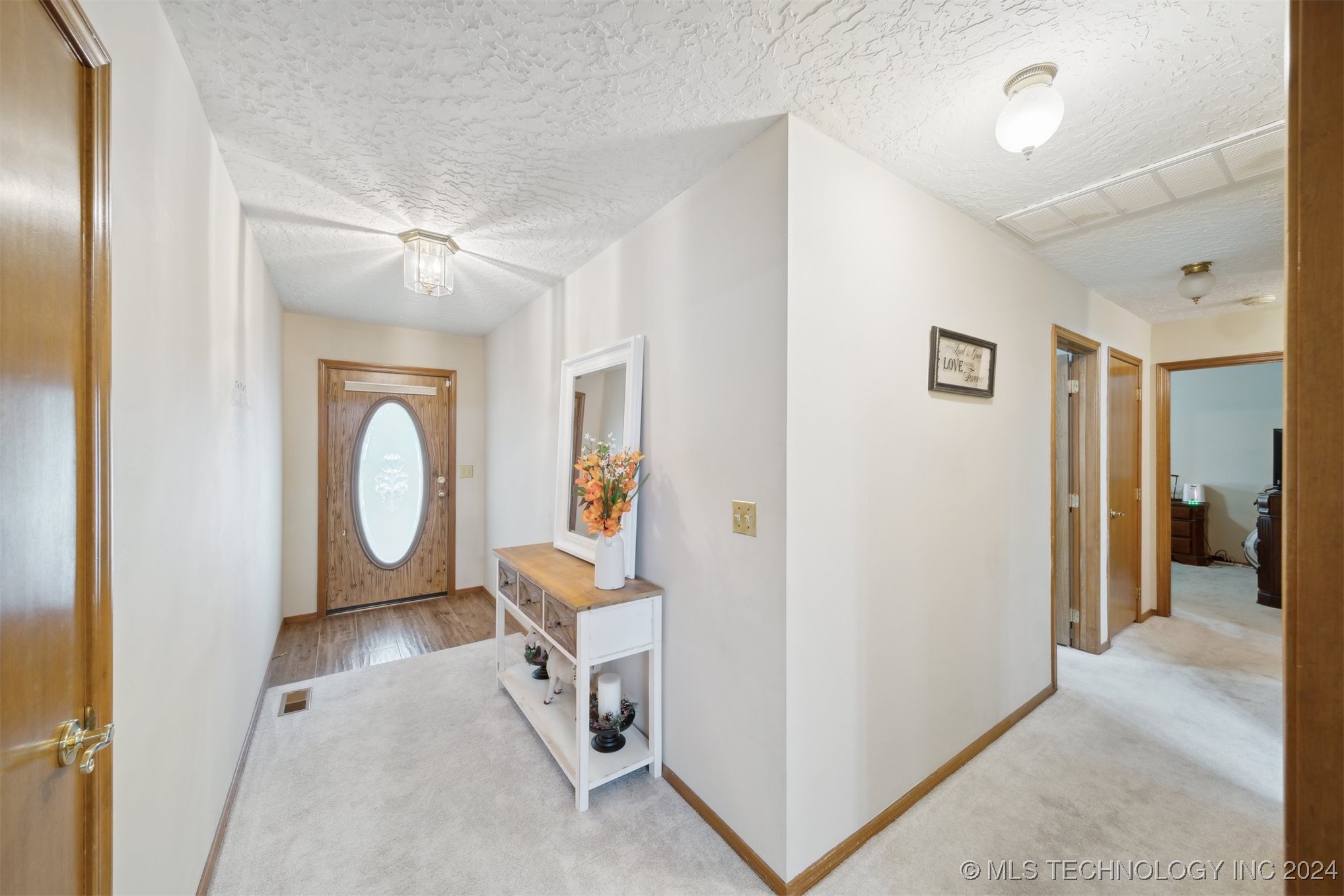 3111 W Berwick Street Property Photo 7