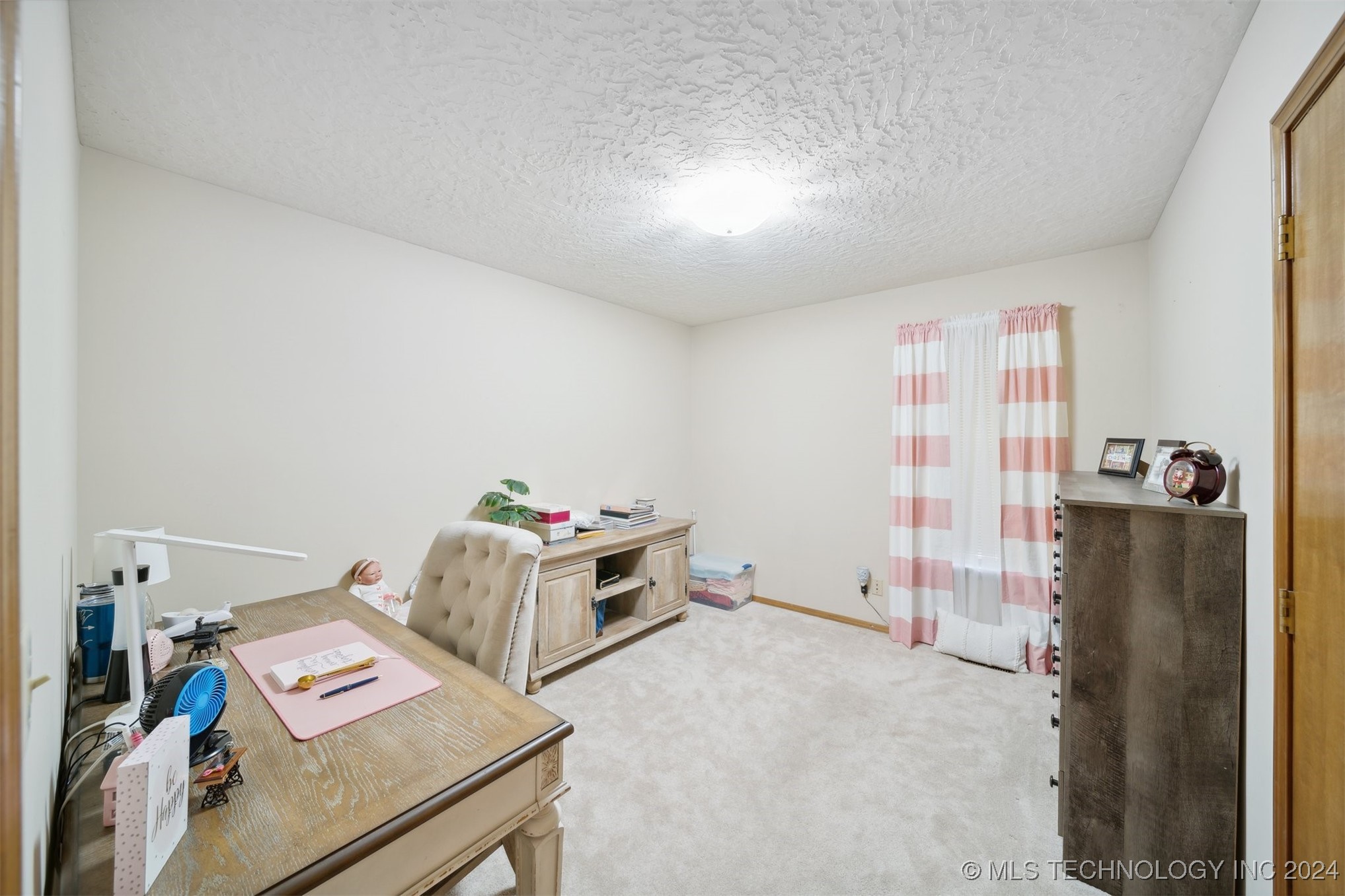3111 W Berwick Street Property Photo 9