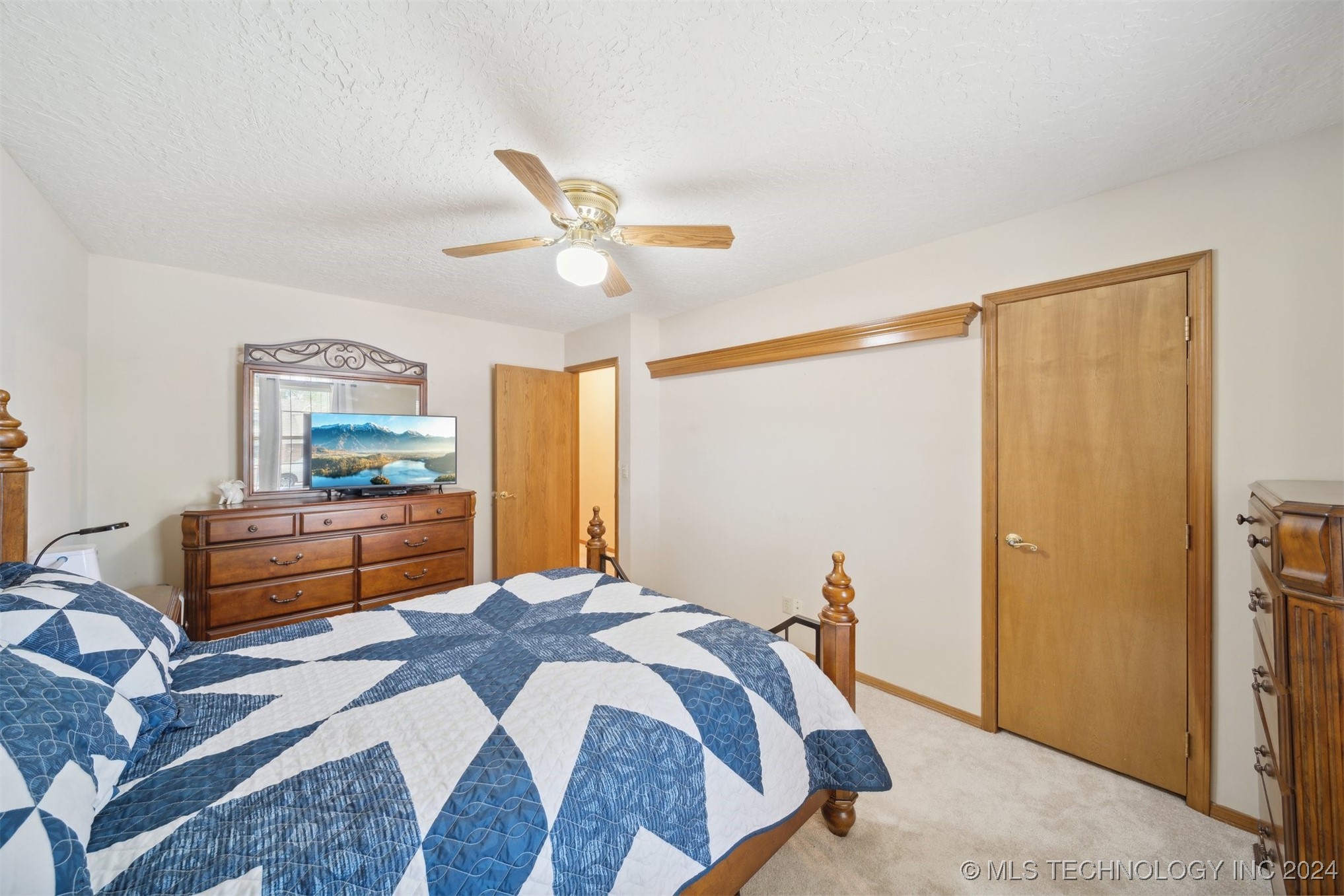3111 W Berwick Street Property Photo 11