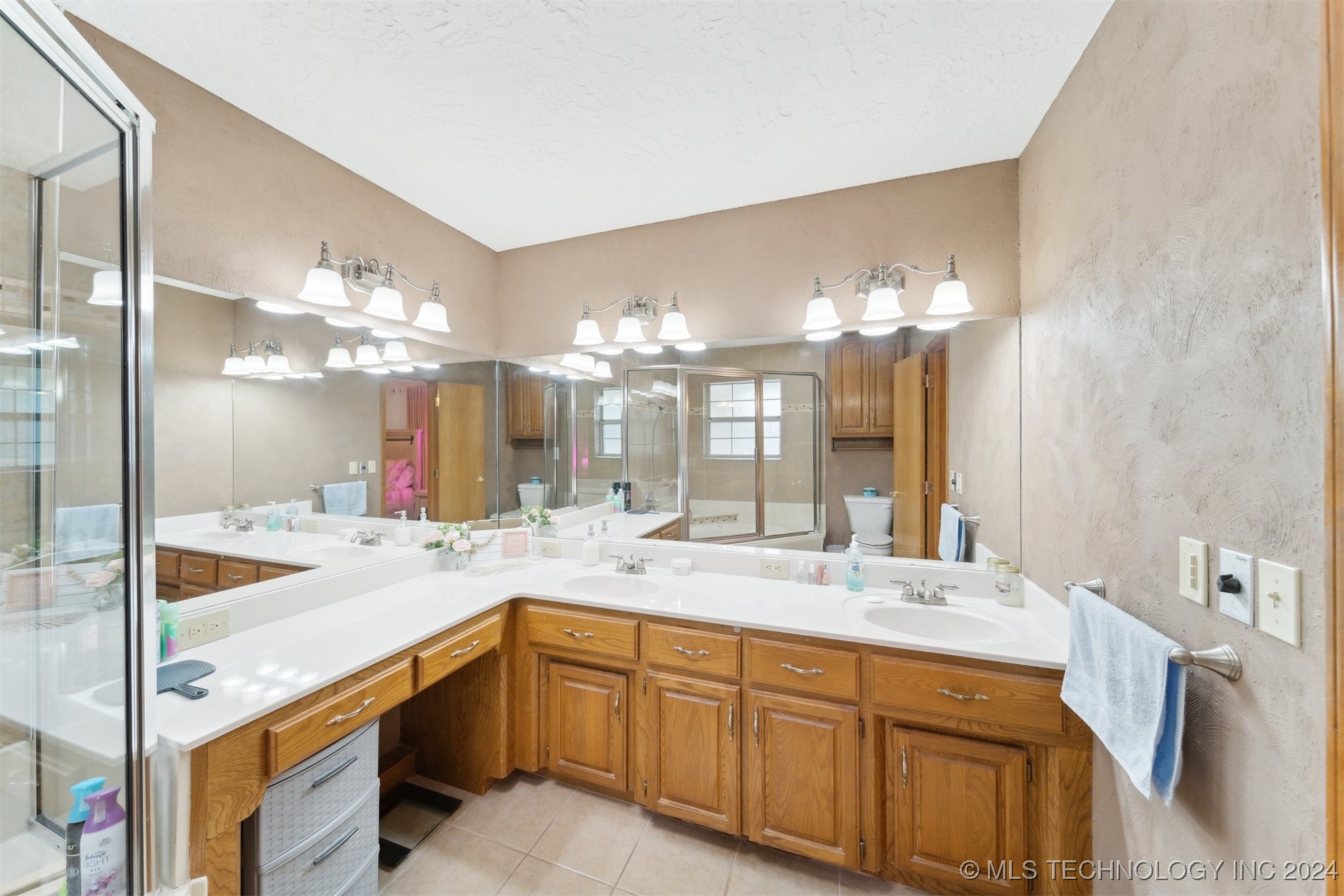 3111 W Berwick Street Property Photo 16