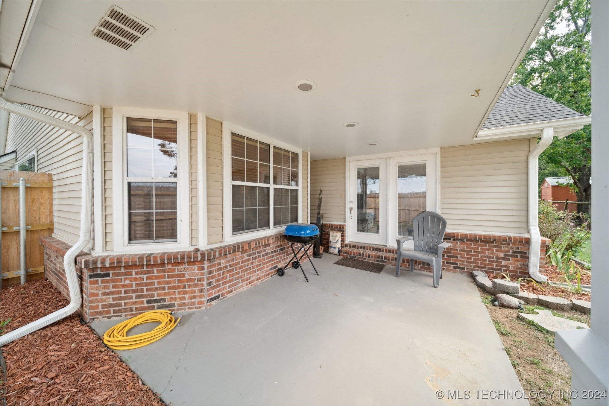 3111 W Berwick Street Property Photo 32