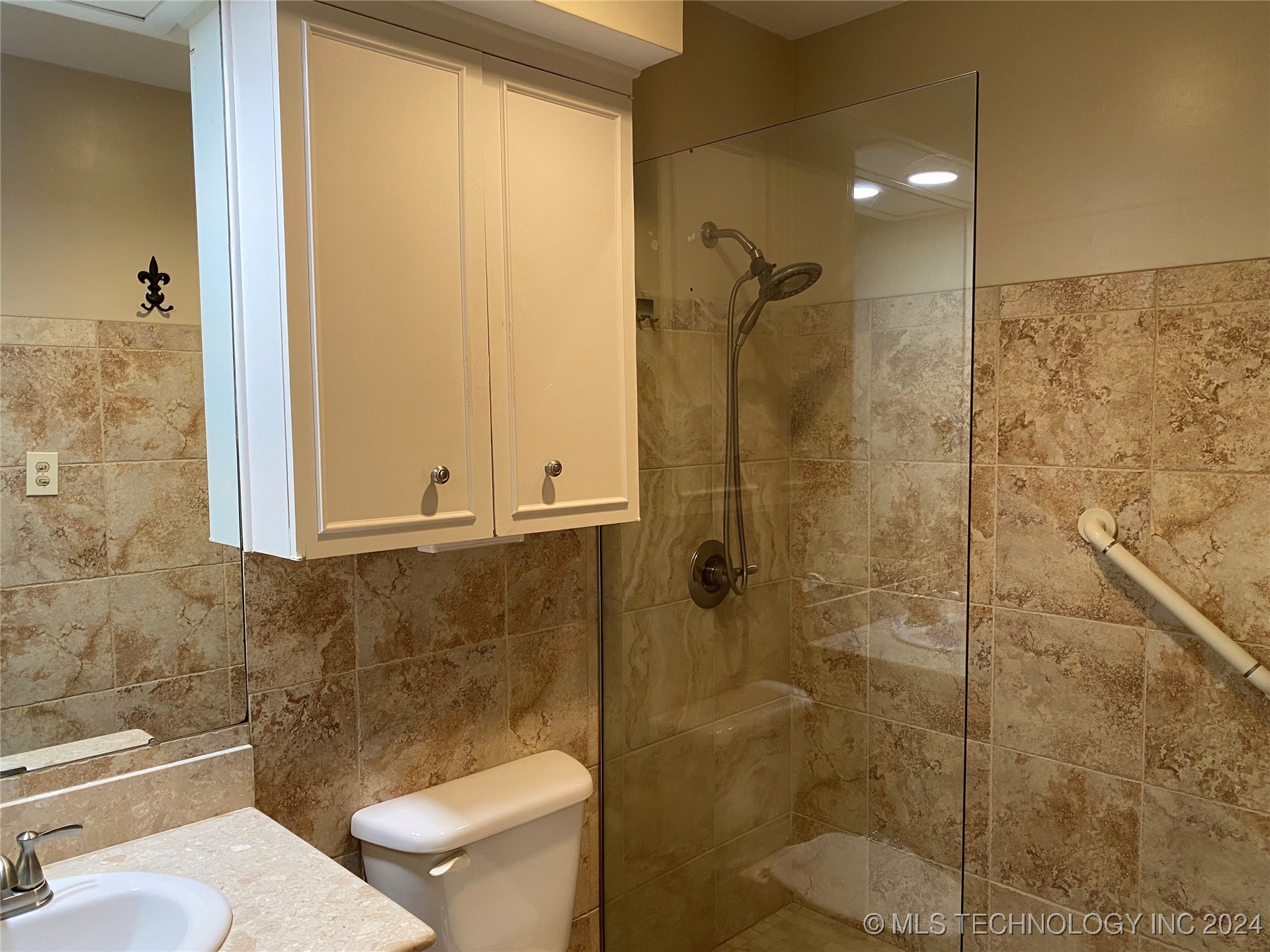 2131 E 60th Street H4 Property Photo 25